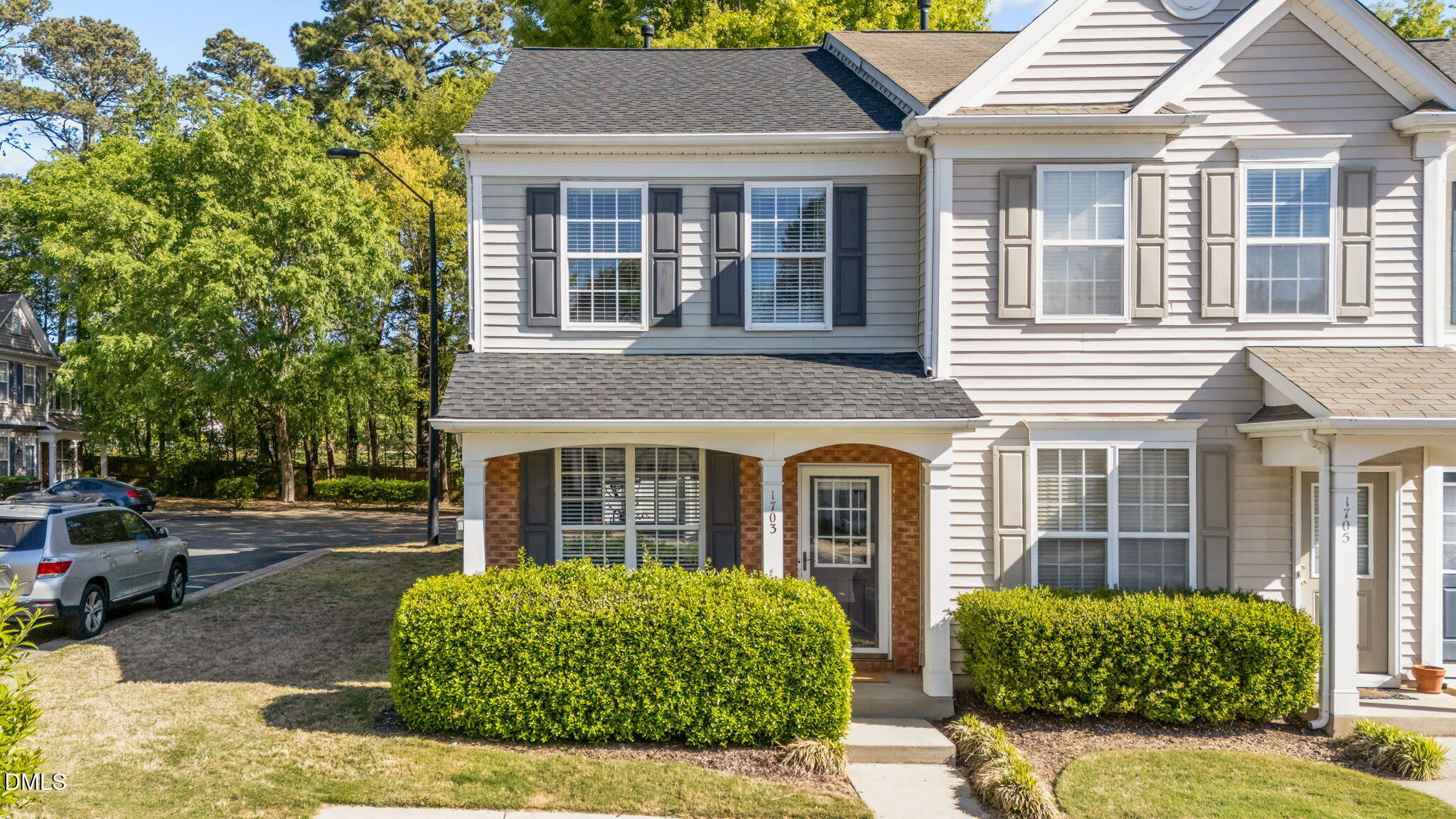 1703 Sorrell Brook Way
