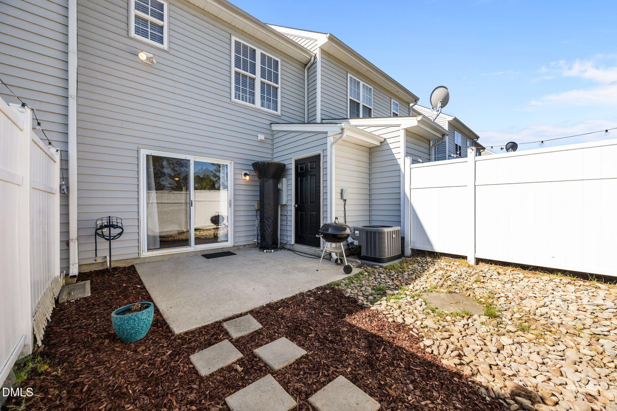1108 Savin Landing
