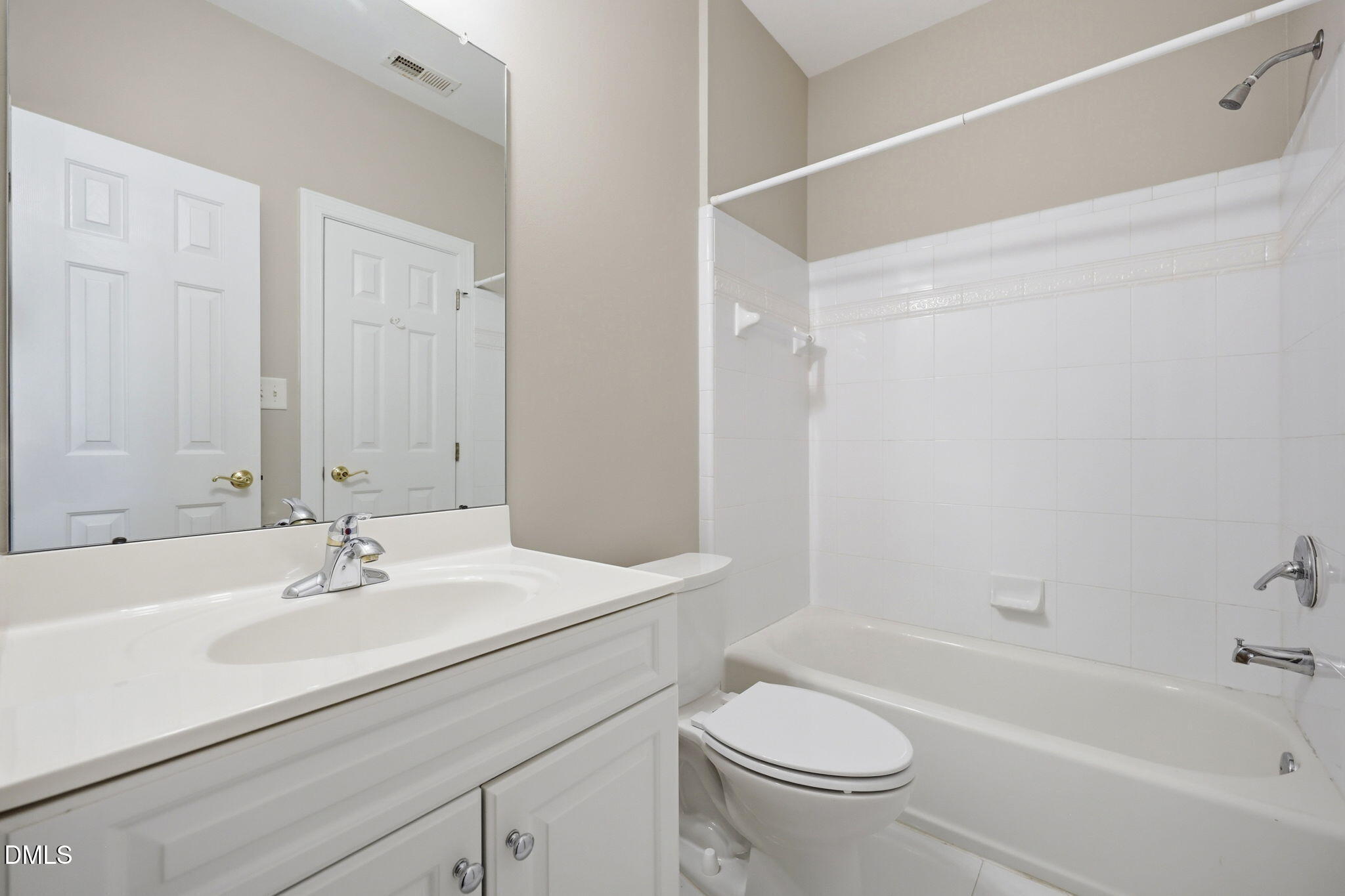 807 Carpenter Town Lane