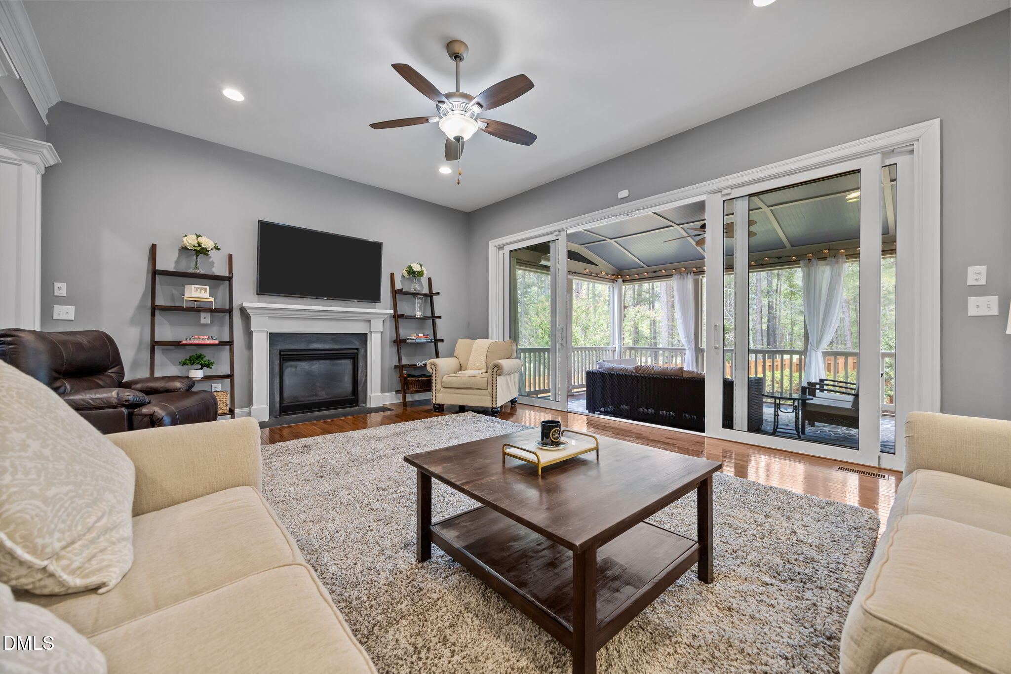 8512 Broderick Place