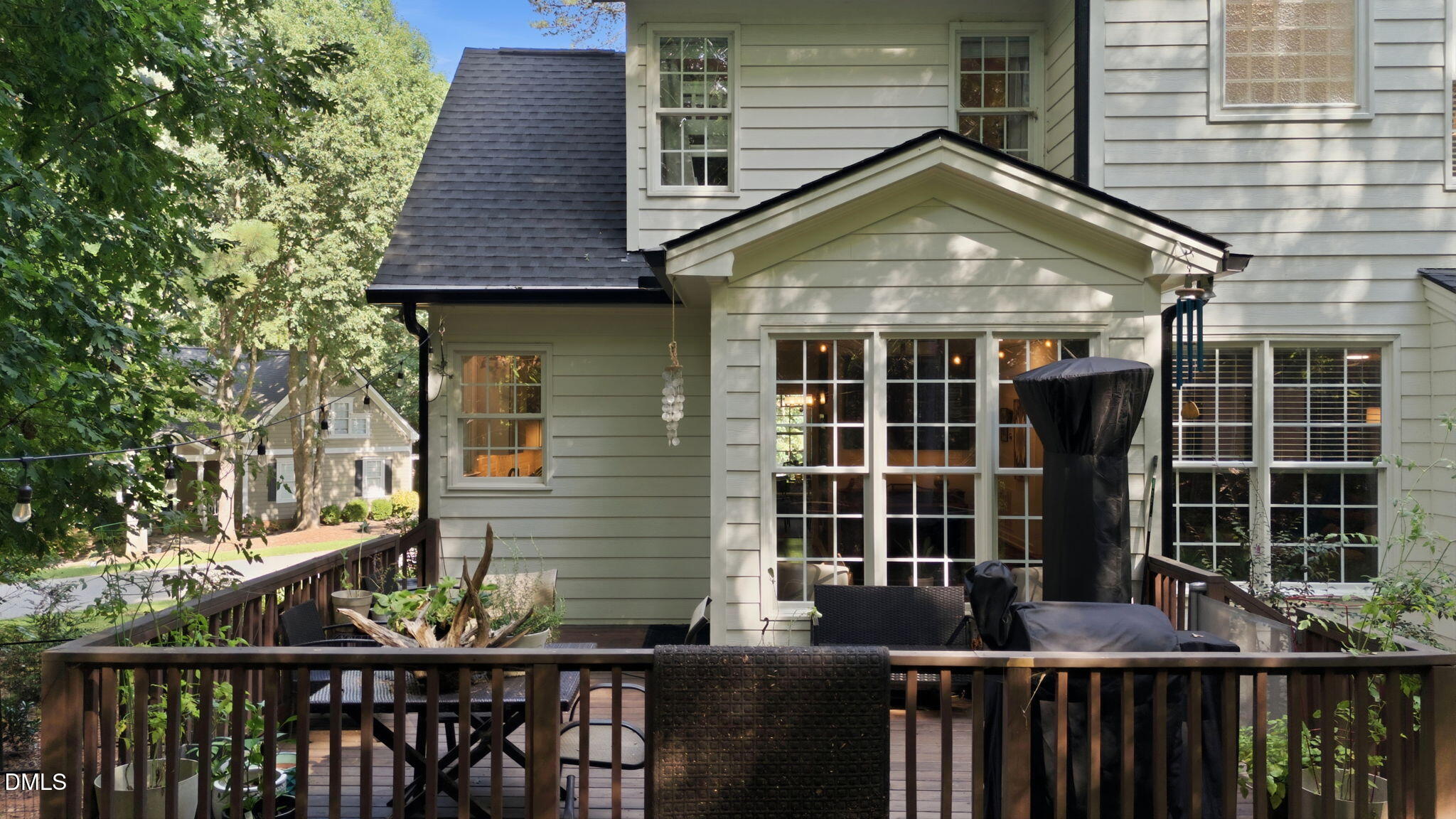 22 Goldthread Avenue
