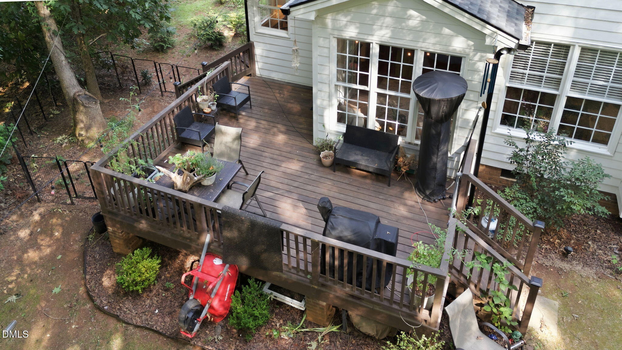 22 Goldthread Avenue