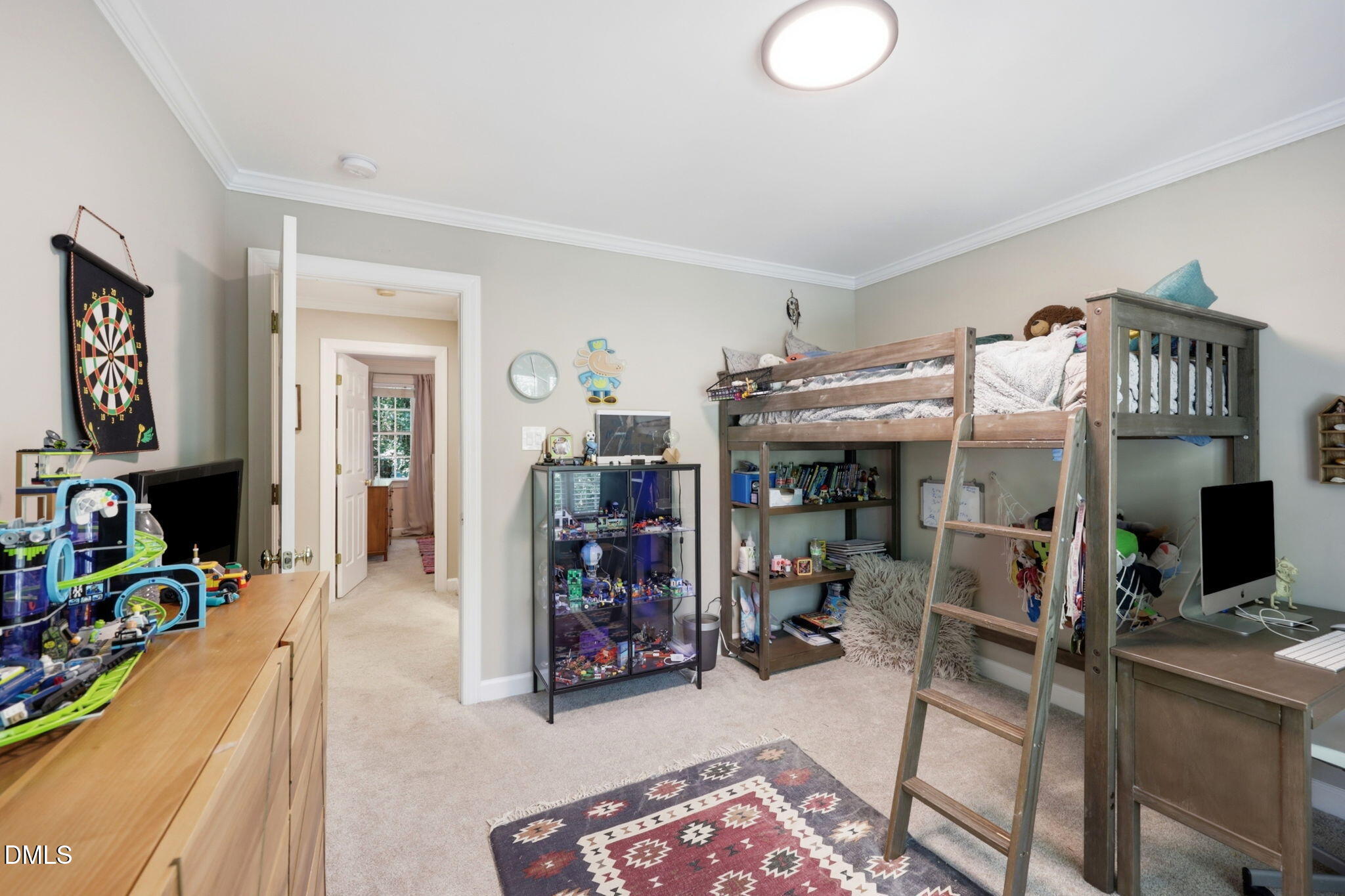 22 Goldthread Avenue