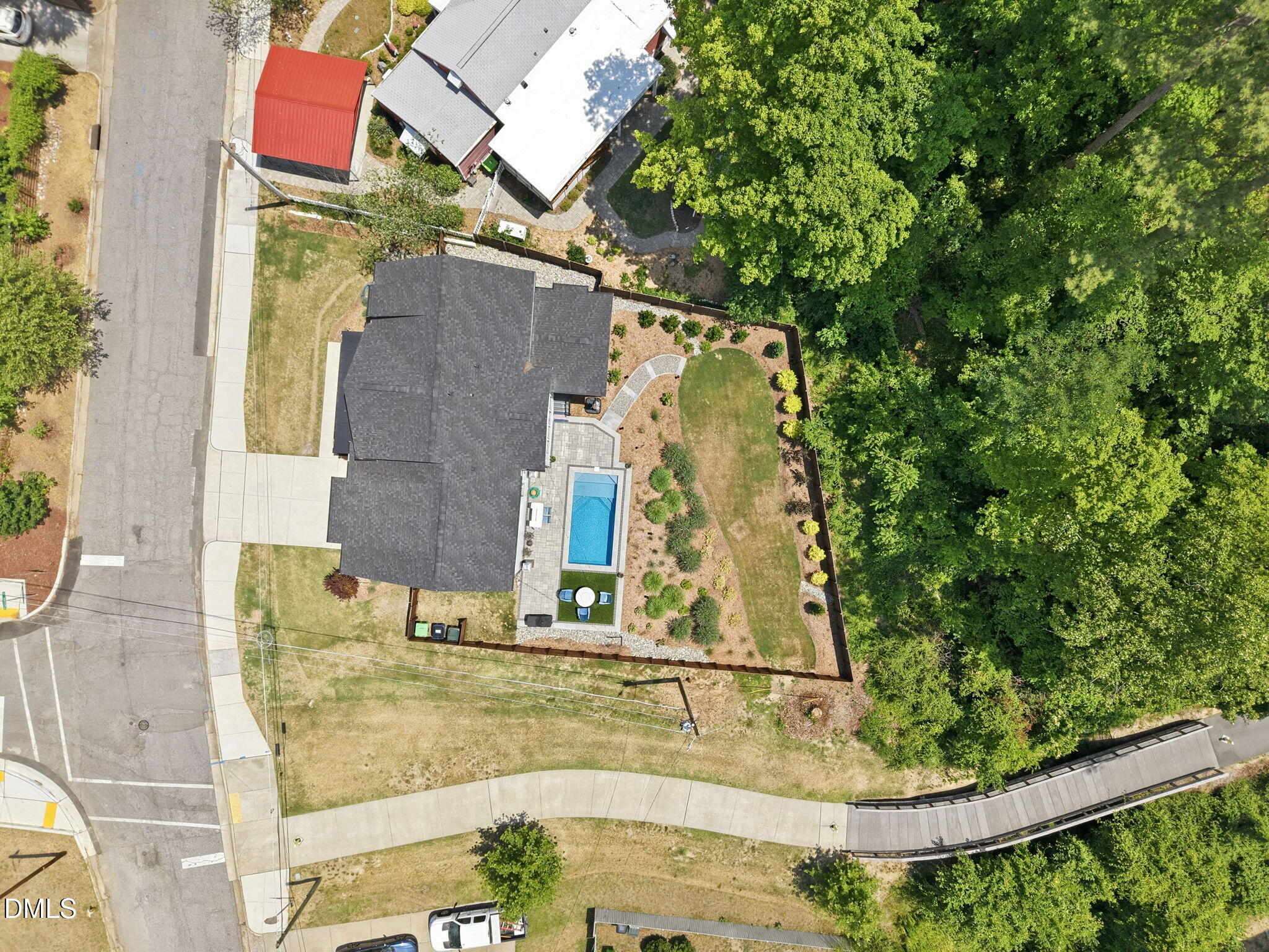 300 Plainview Avenue