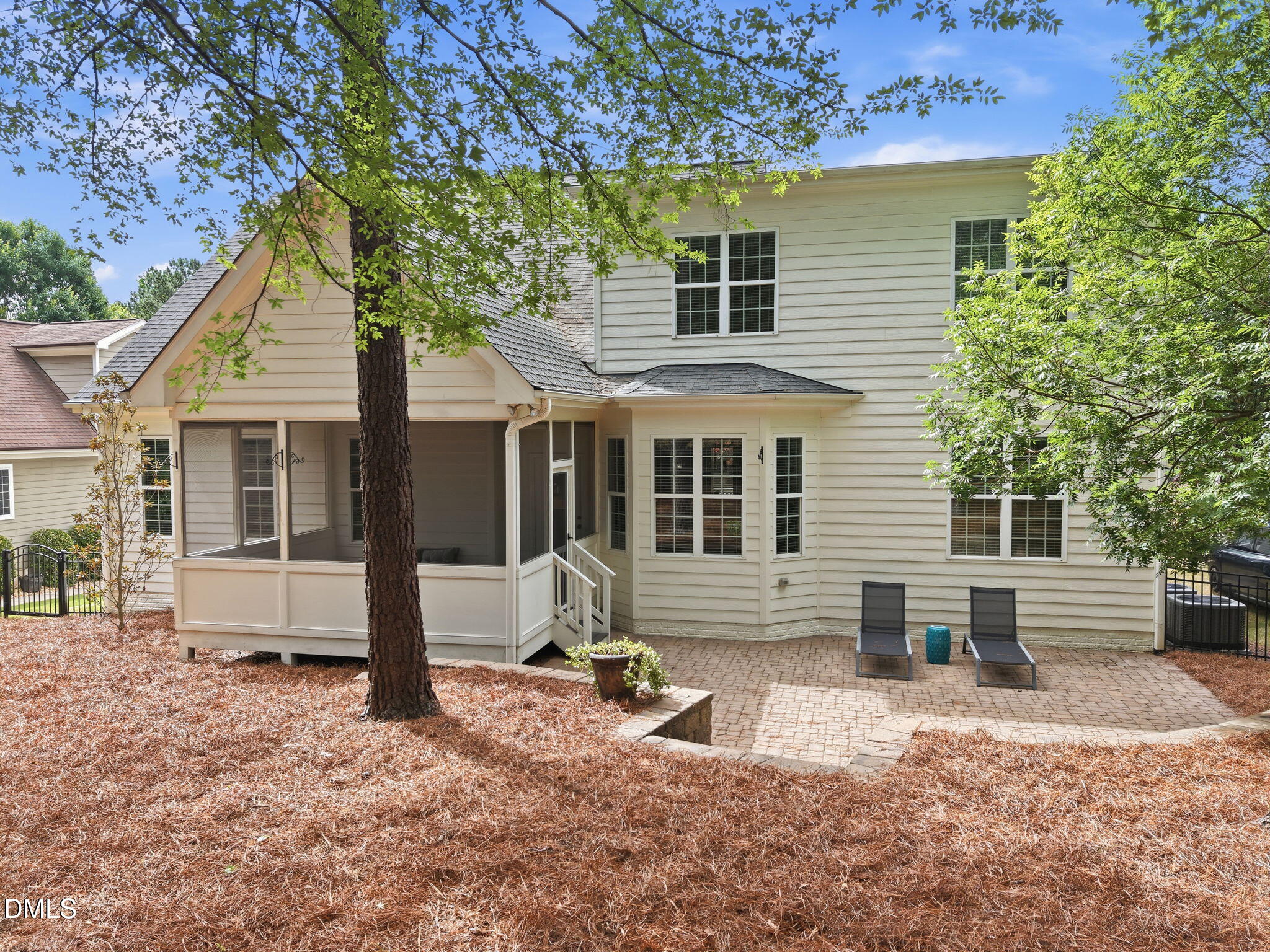 1229 Fanning Drive