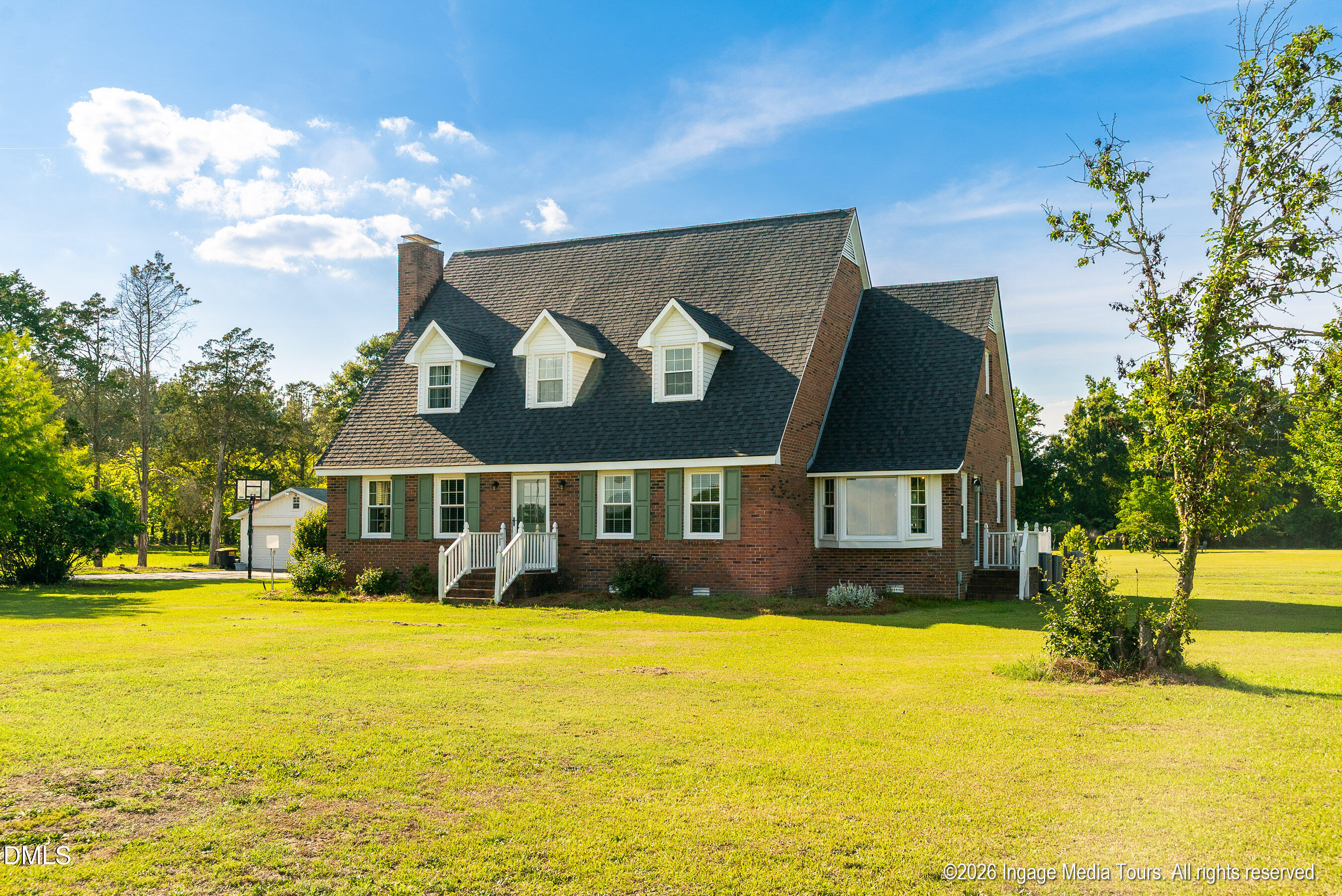 5723 Bowen Drive