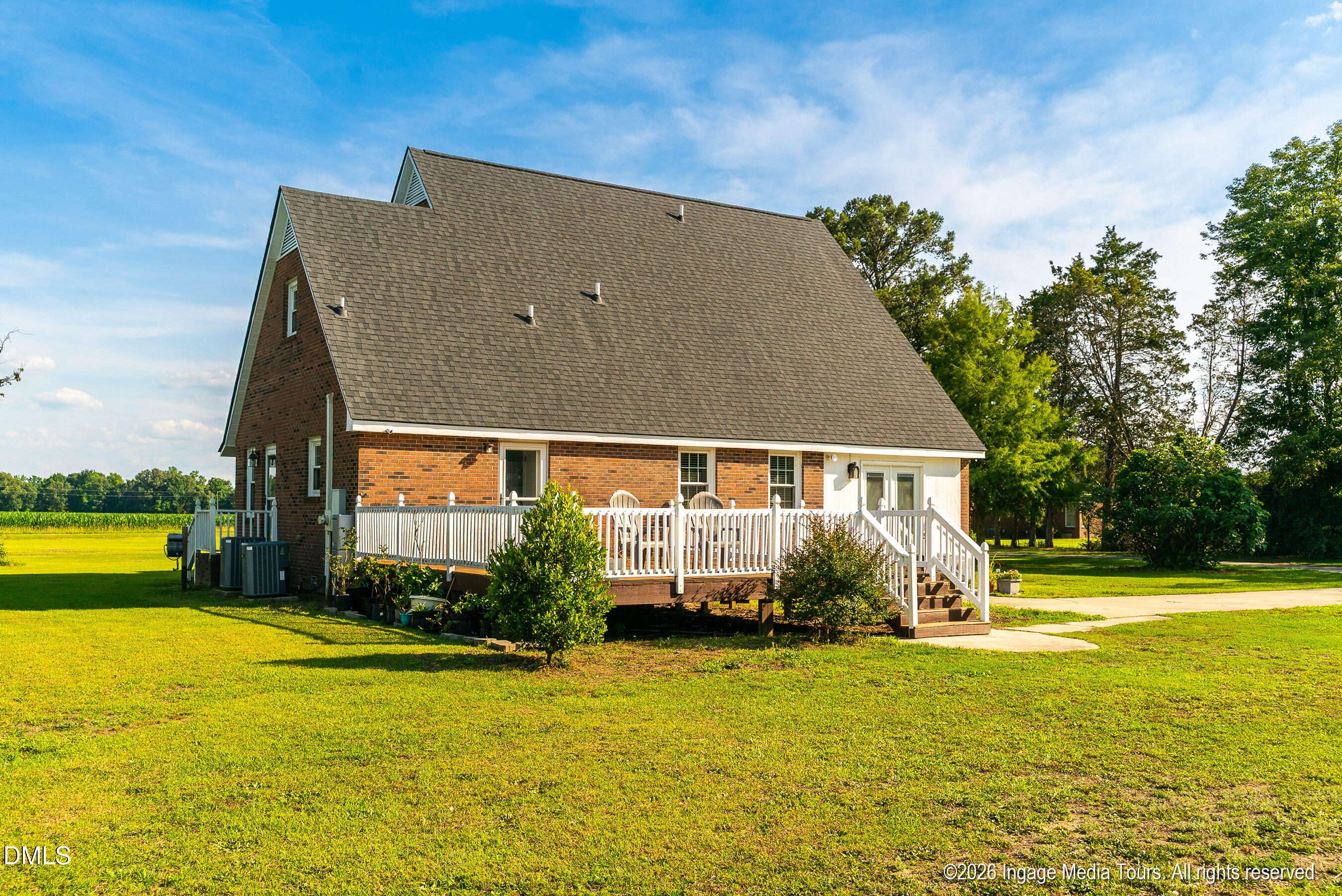 5723 Bowen Drive