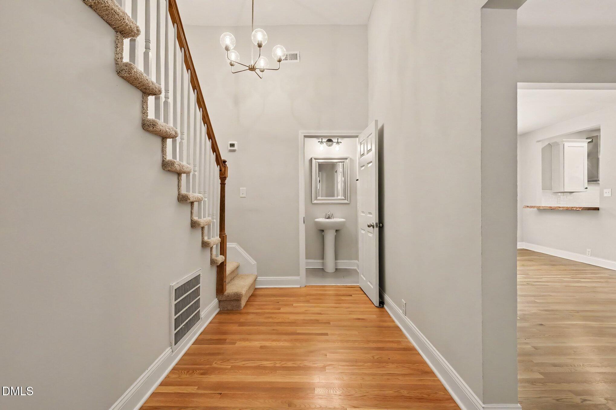 303 S Pettigrew Street