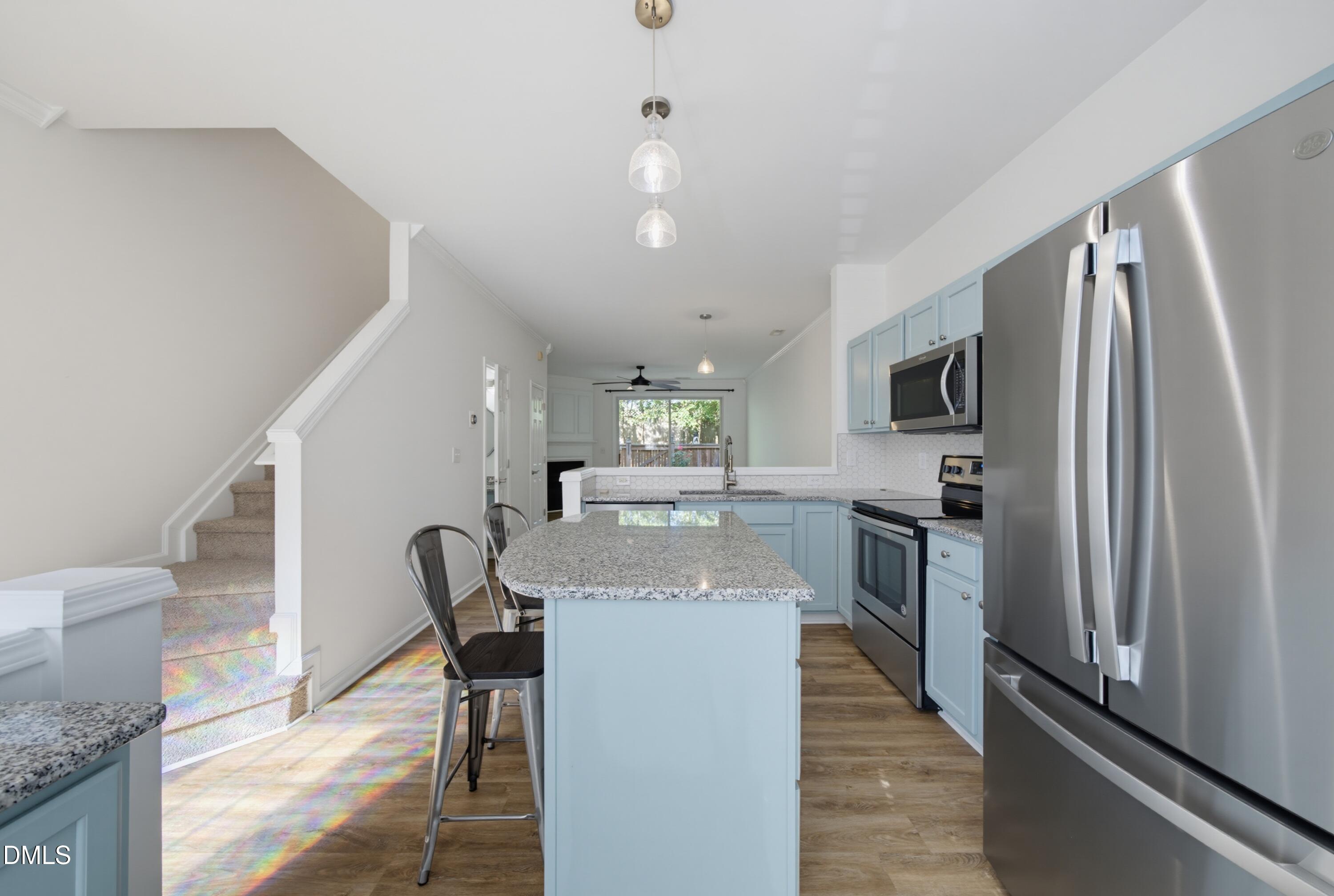 1610 Brook Fern Way