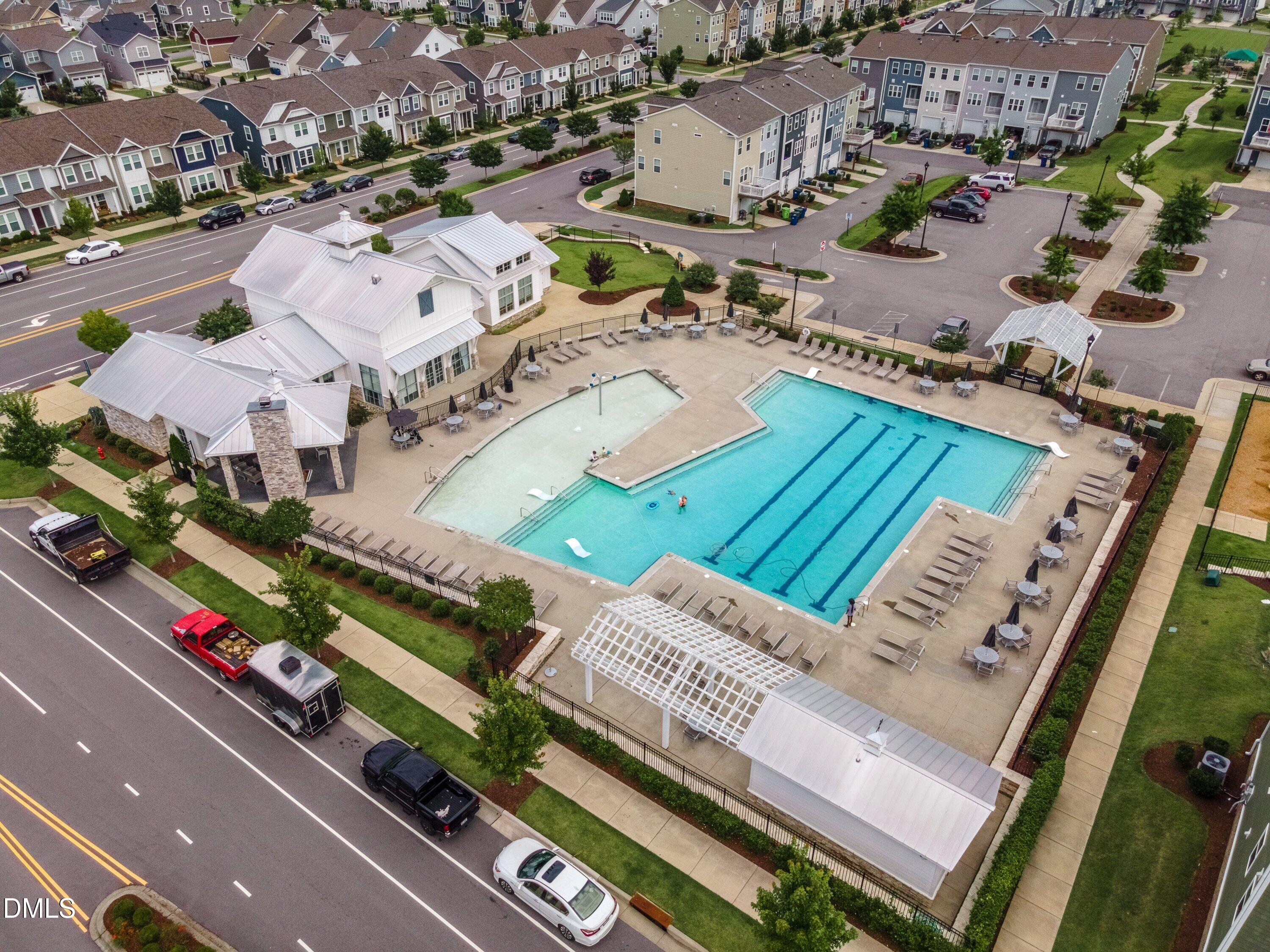 6413 Expertise Avenue