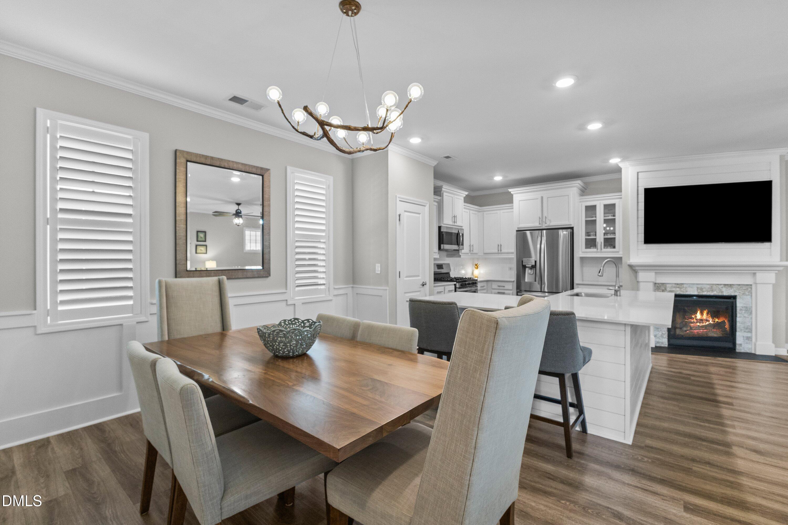 6413 Expertise Avenue