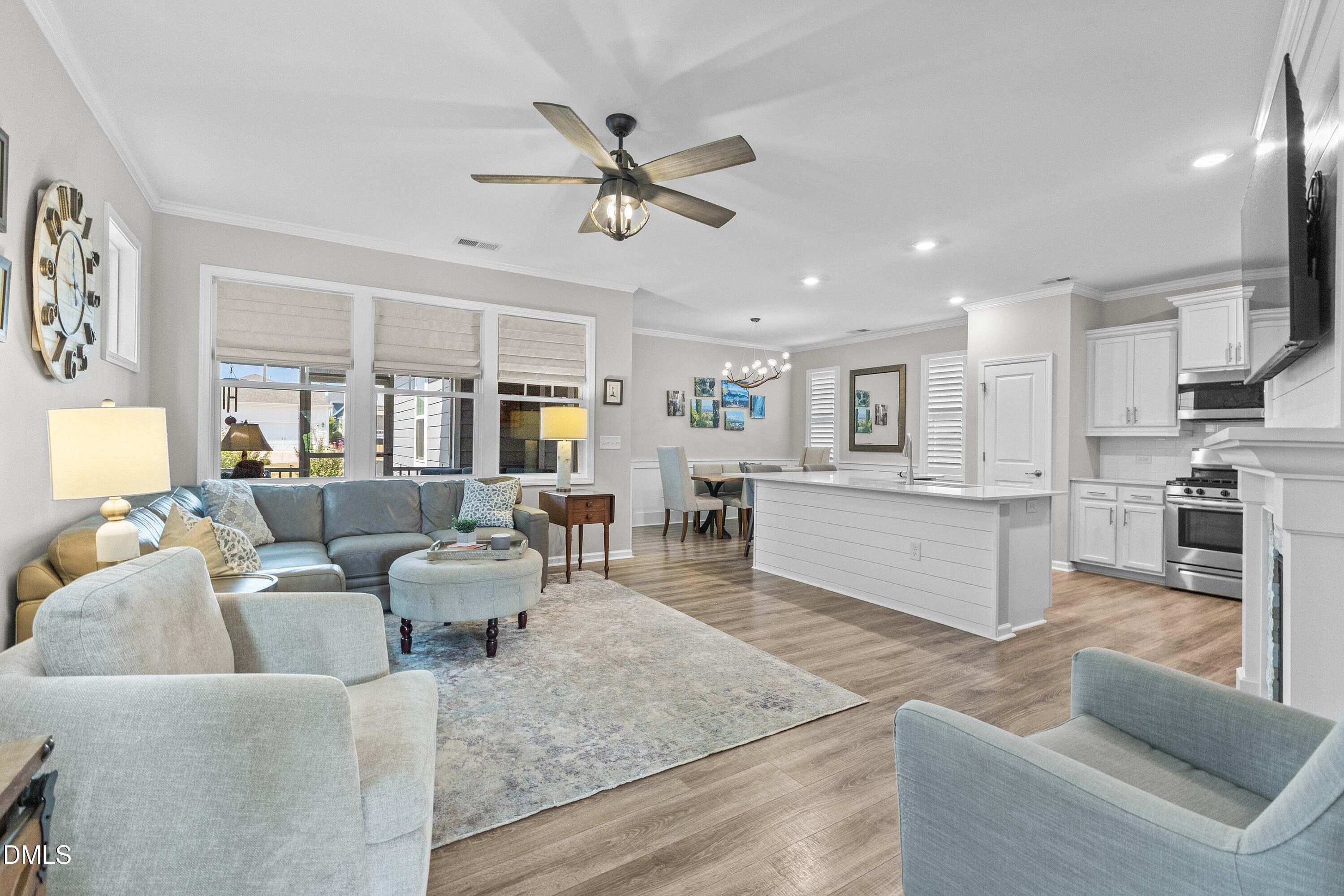 6413 Expertise Avenue