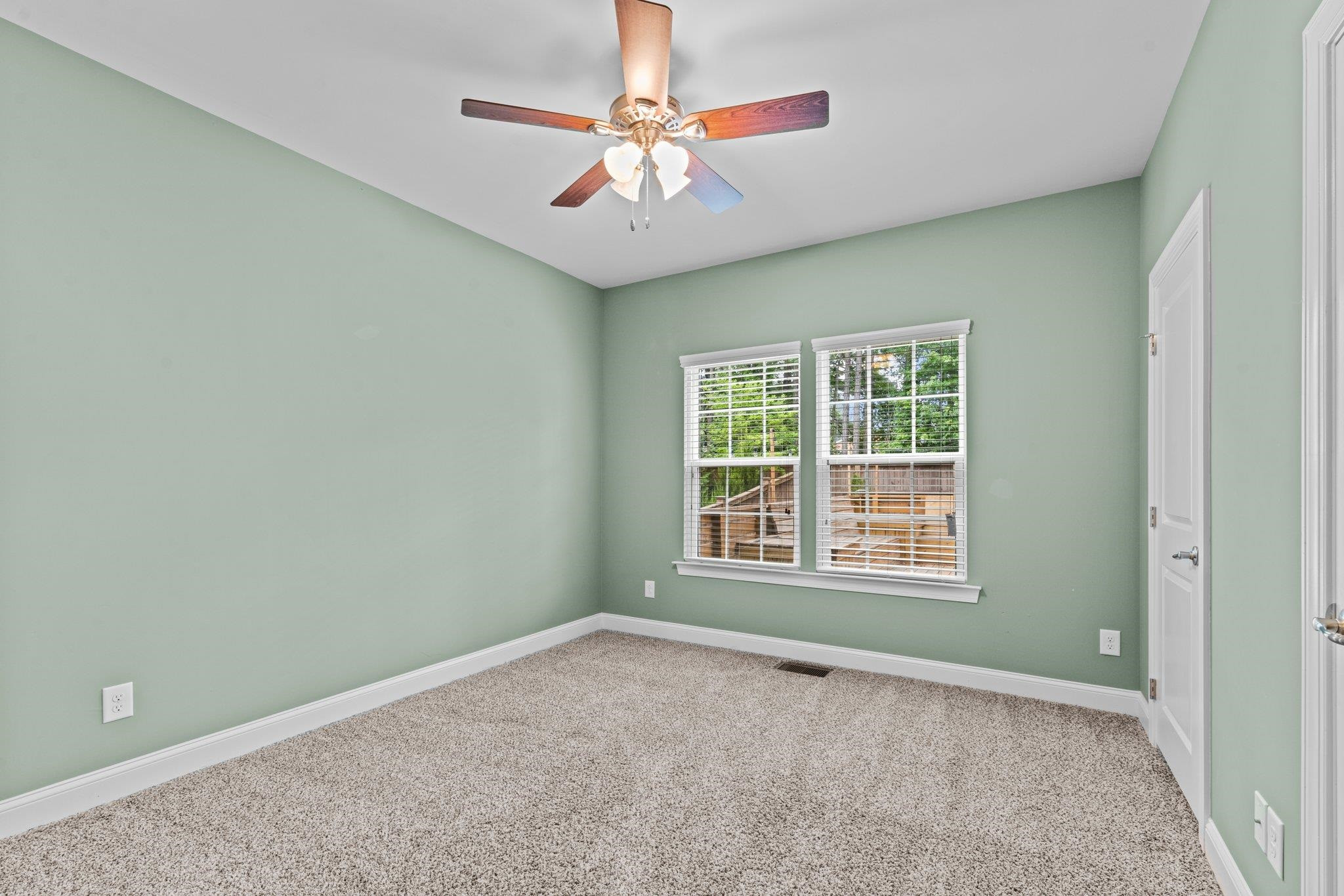 2829 Medoc Mountain Point