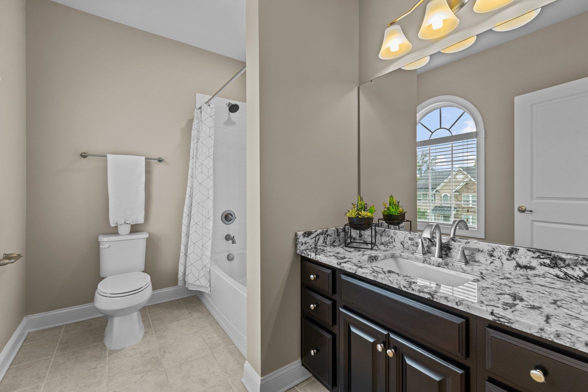 2829 Medoc Mountain Point