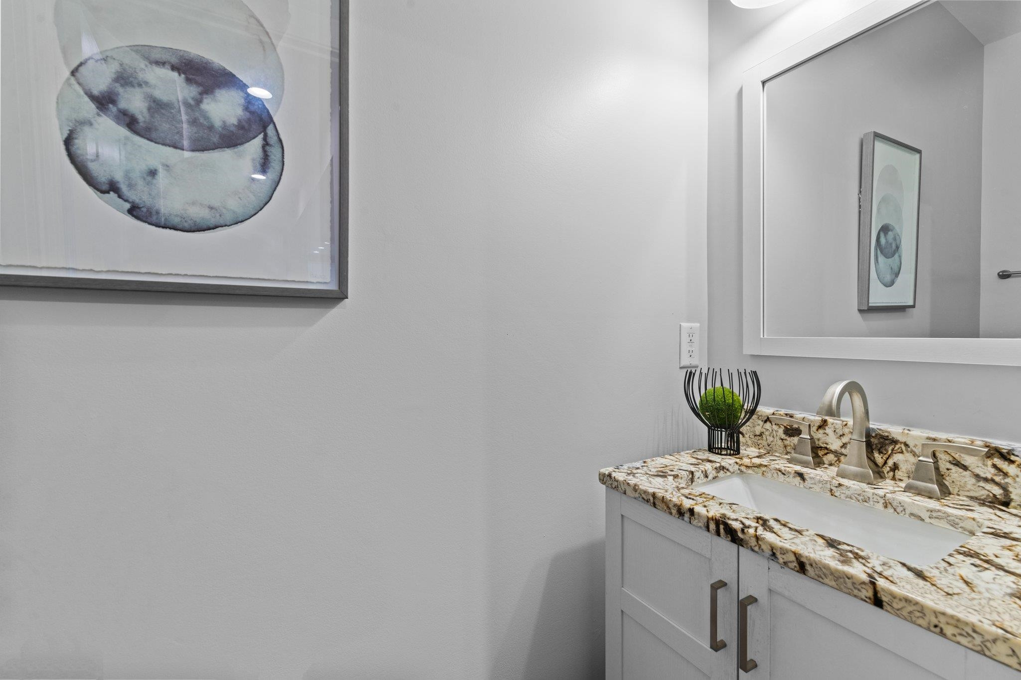 2829 Medoc Mountain Point