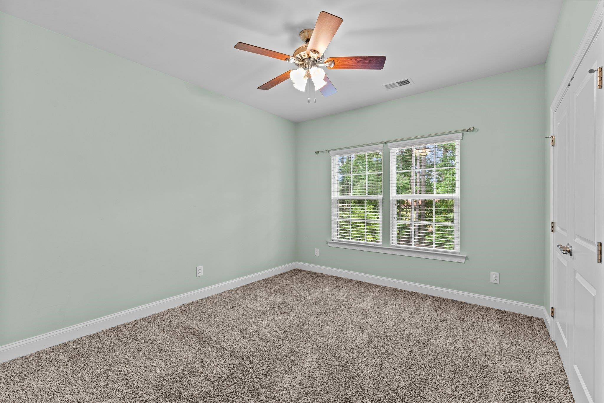 2829 Medoc Mountain Point