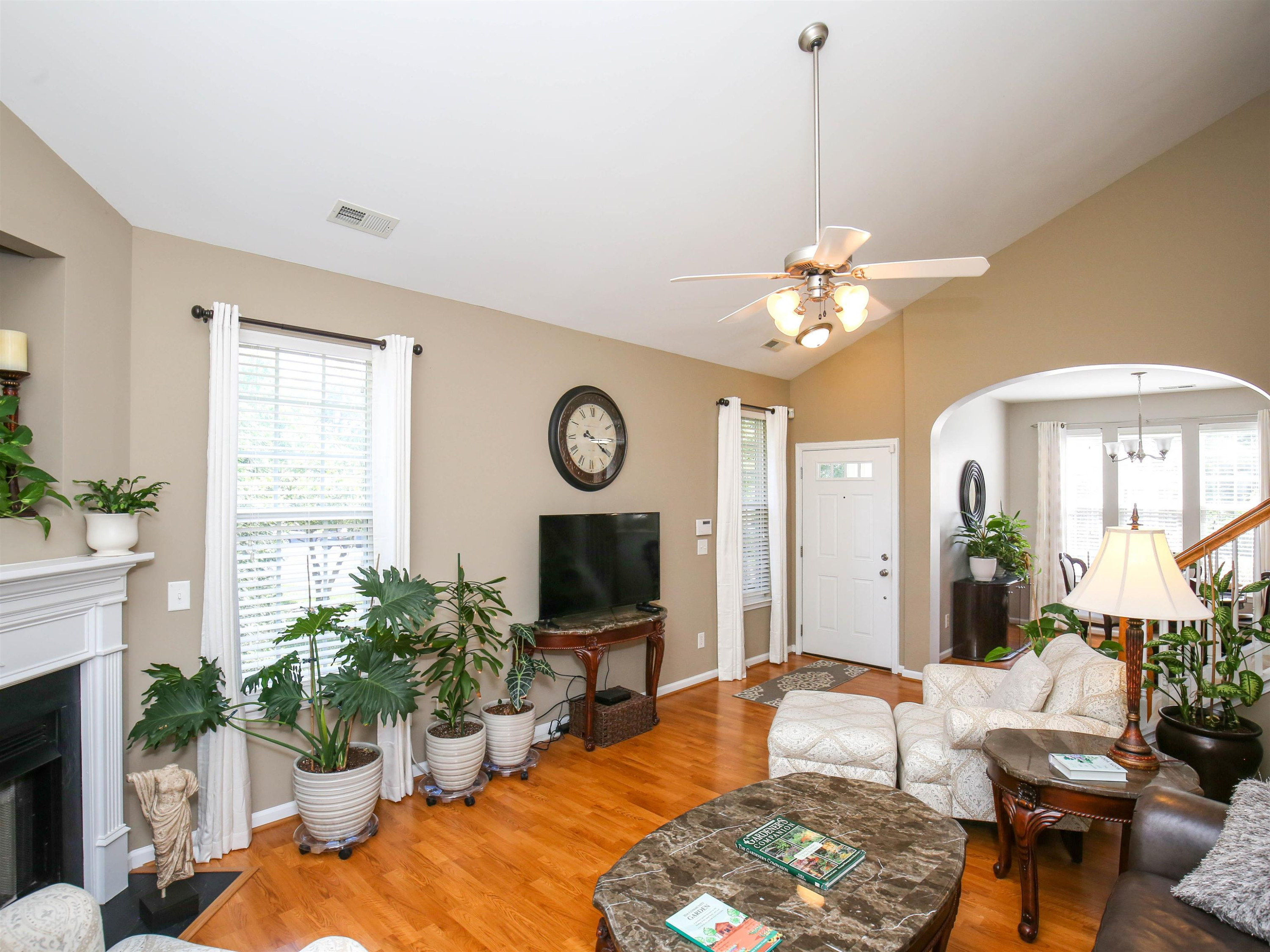 3526 Sugar Tree Place