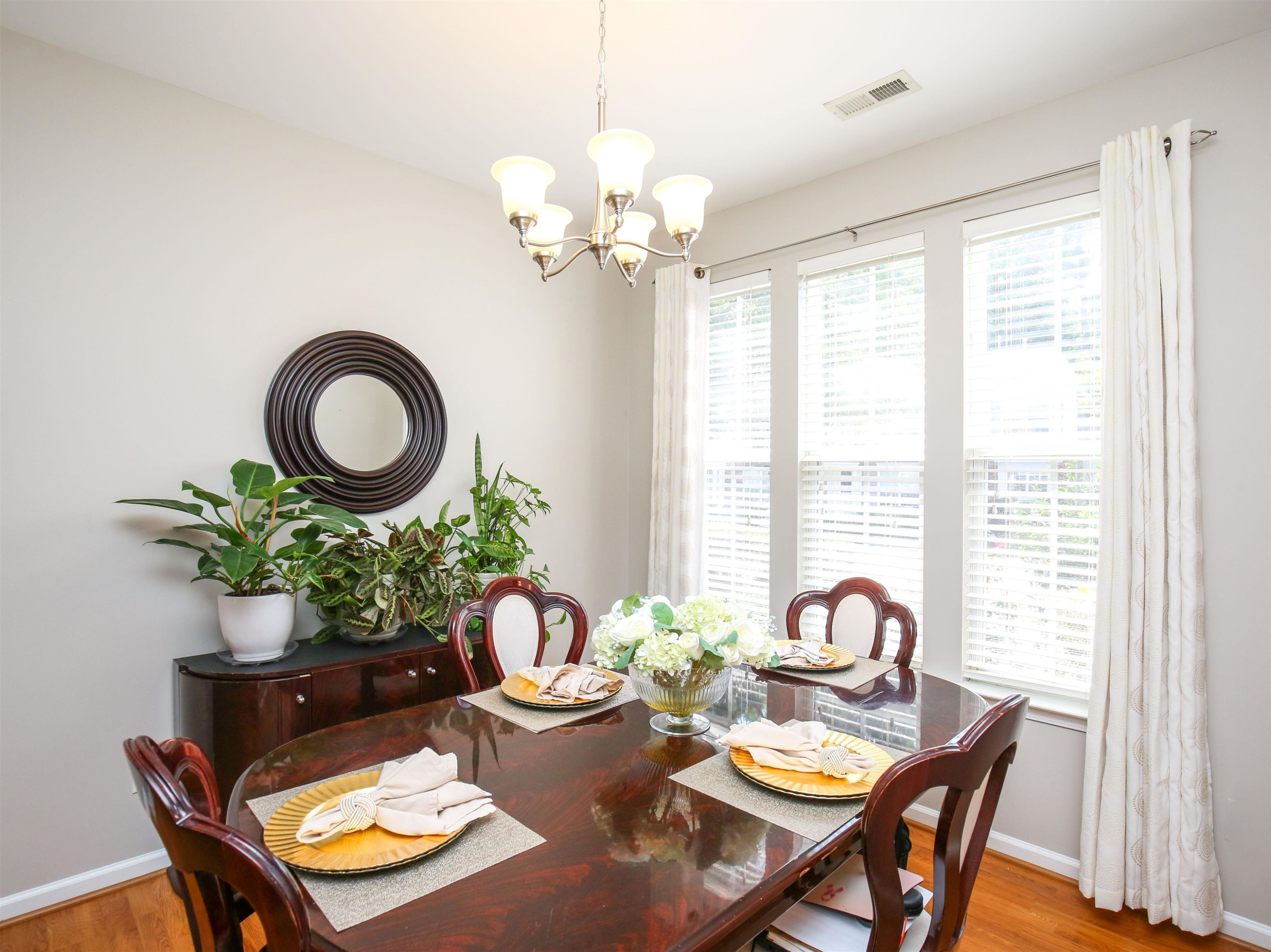 3526 Sugar Tree Place