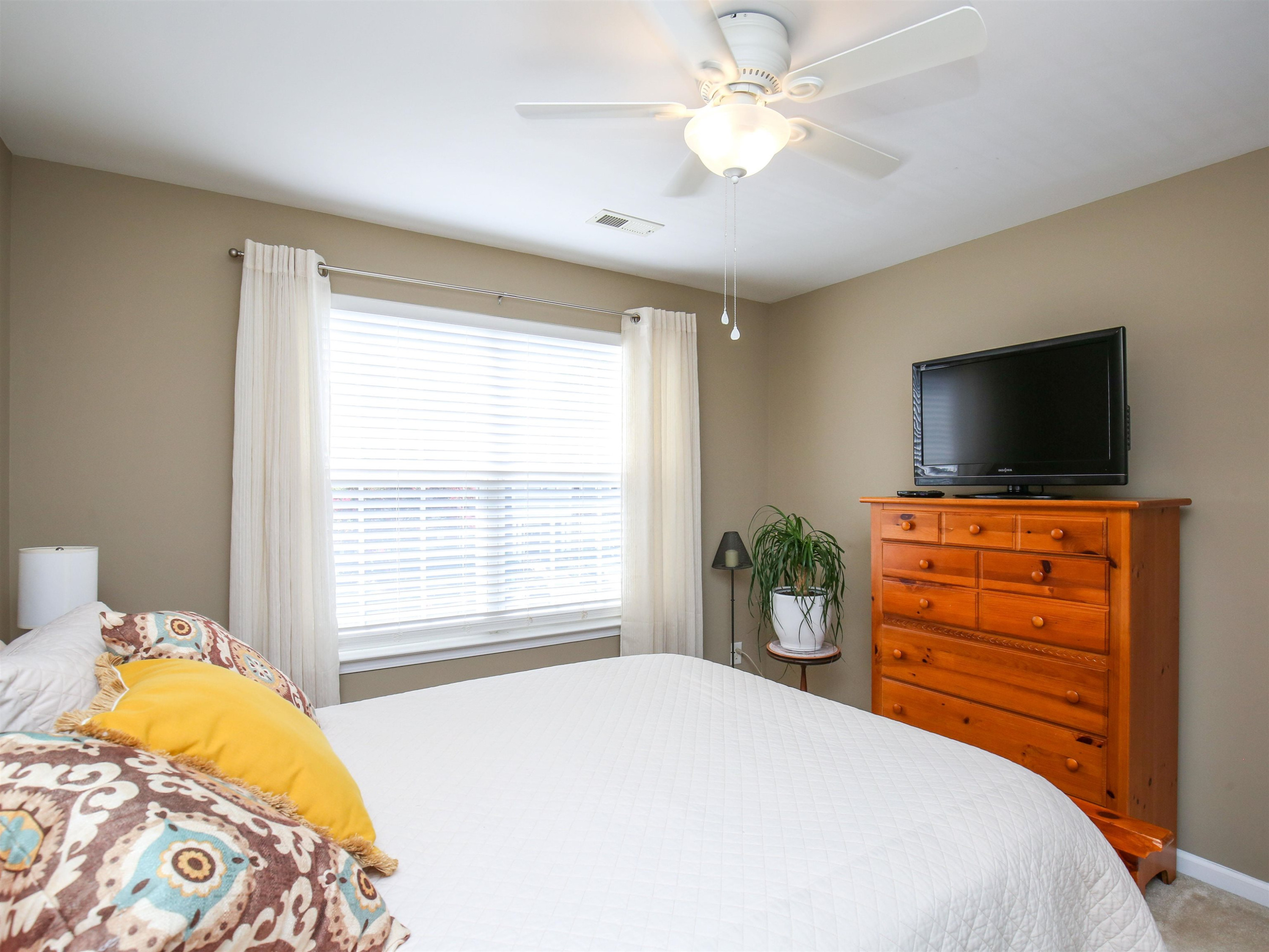 3526 Sugar Tree Place