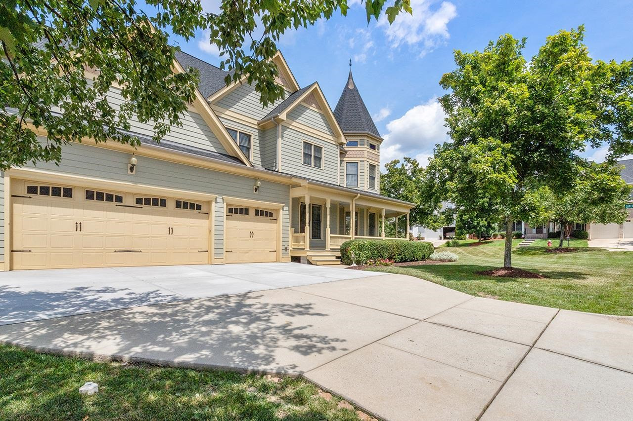 2101 Cameron Pond Drive