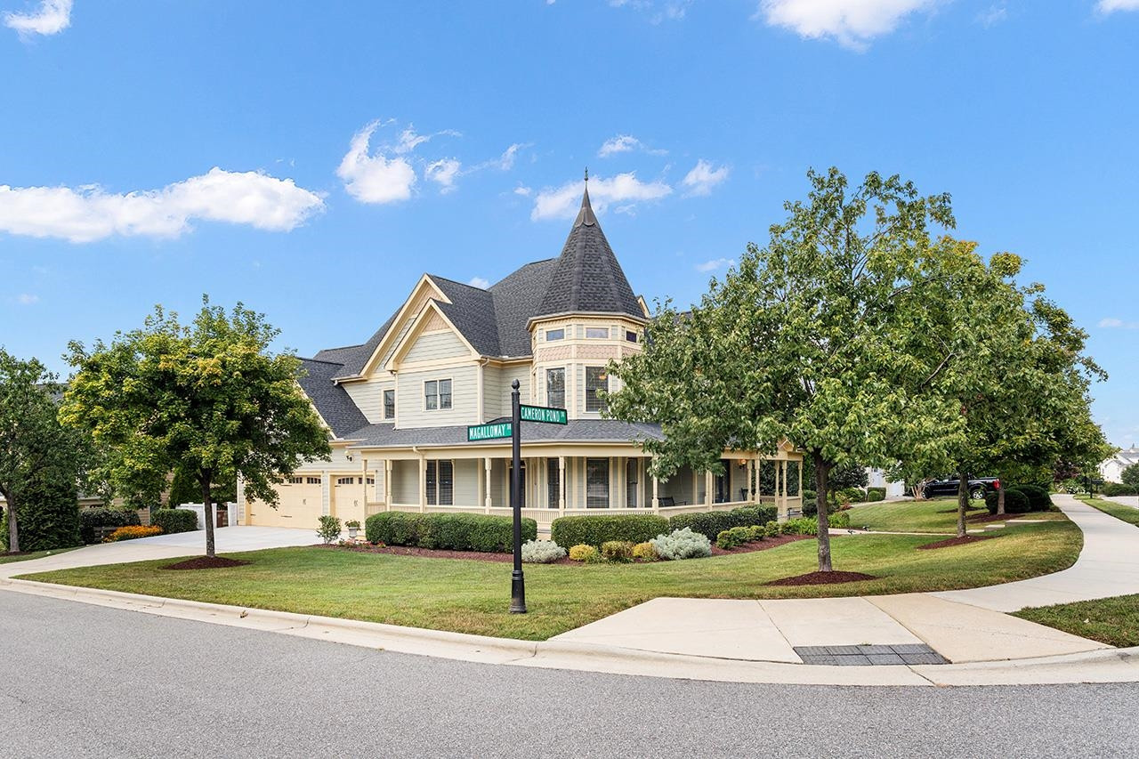 2101 Cameron Pond Drive