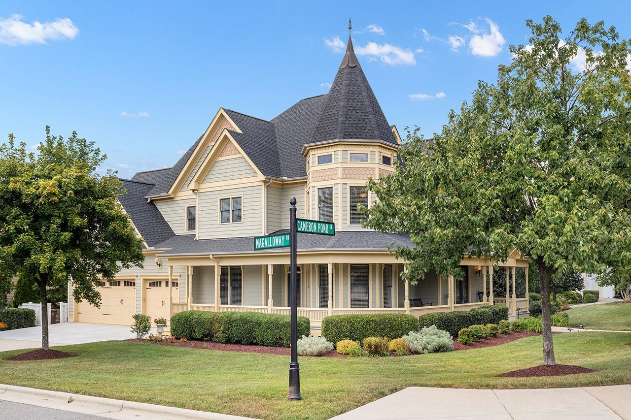 2101 Cameron Pond Drive