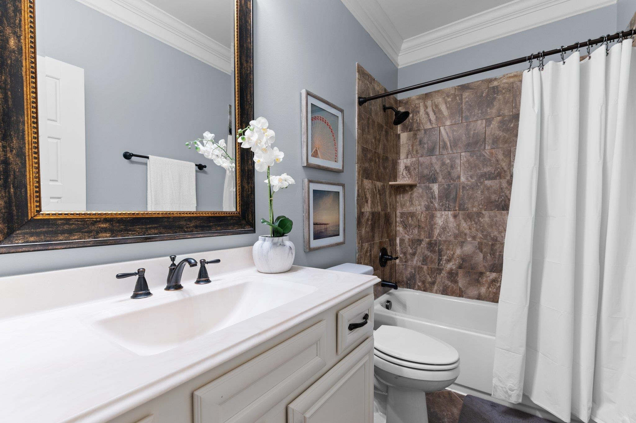 8517 Mangum Hollow Drive