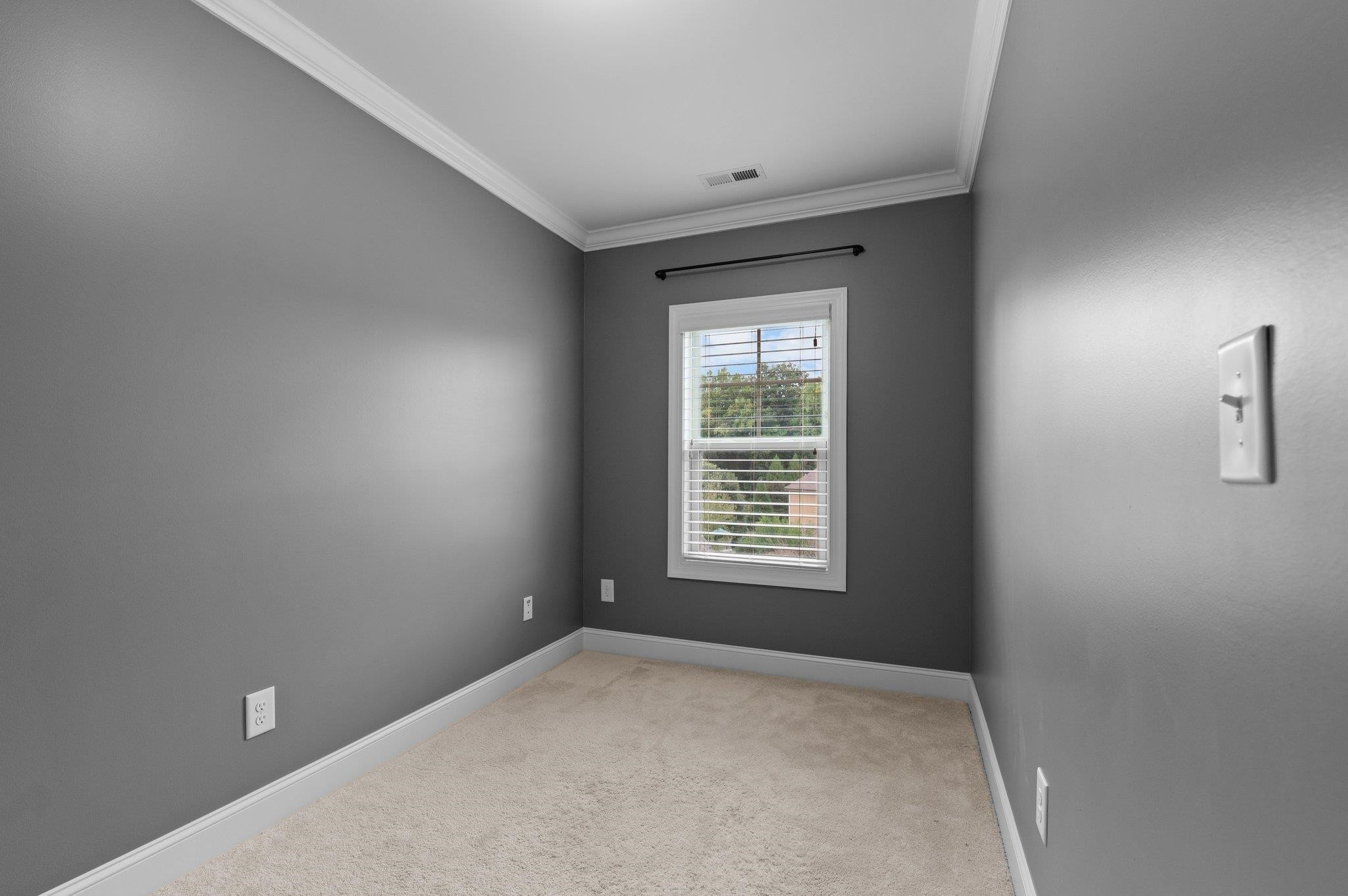 8517 Mangum Hollow Drive