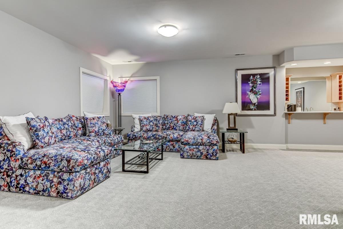 1341 CHURCHILL Drive