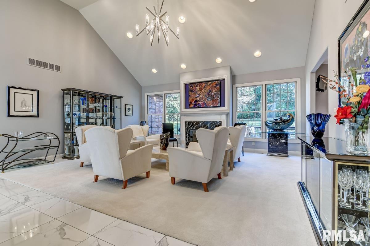 1341 CHURCHILL Drive