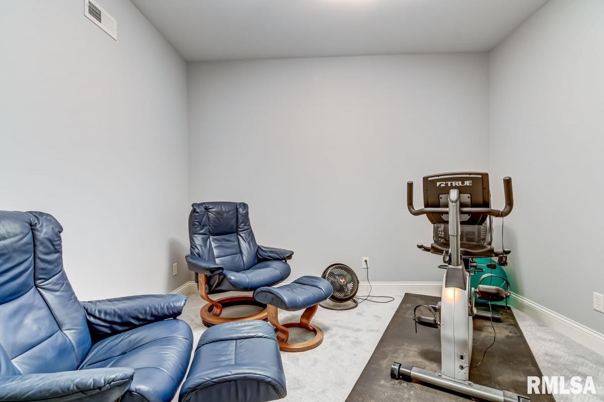 1341 CHURCHILL Drive