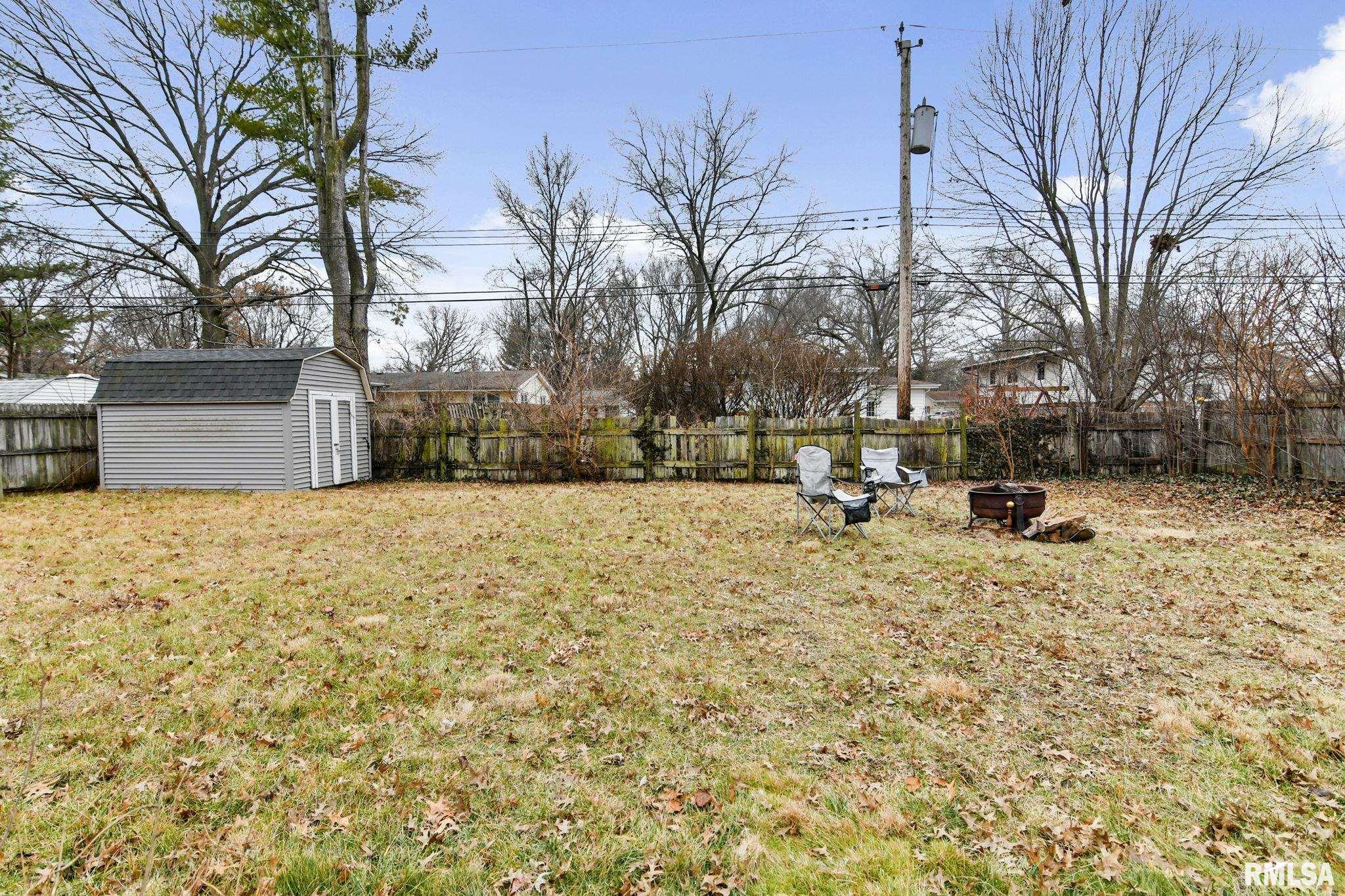 2120 WESTVIEW Drive