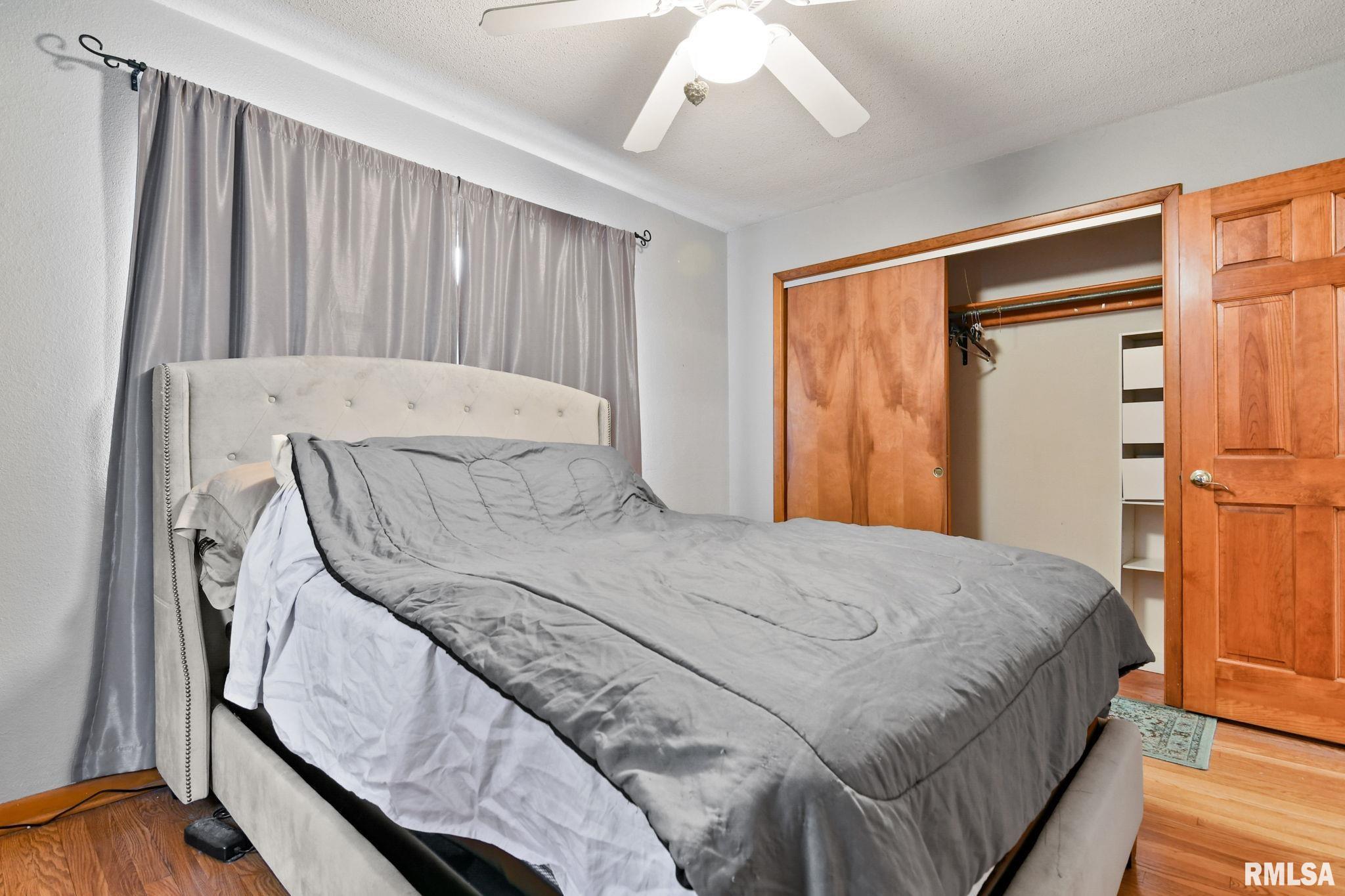 2120 WESTVIEW Drive