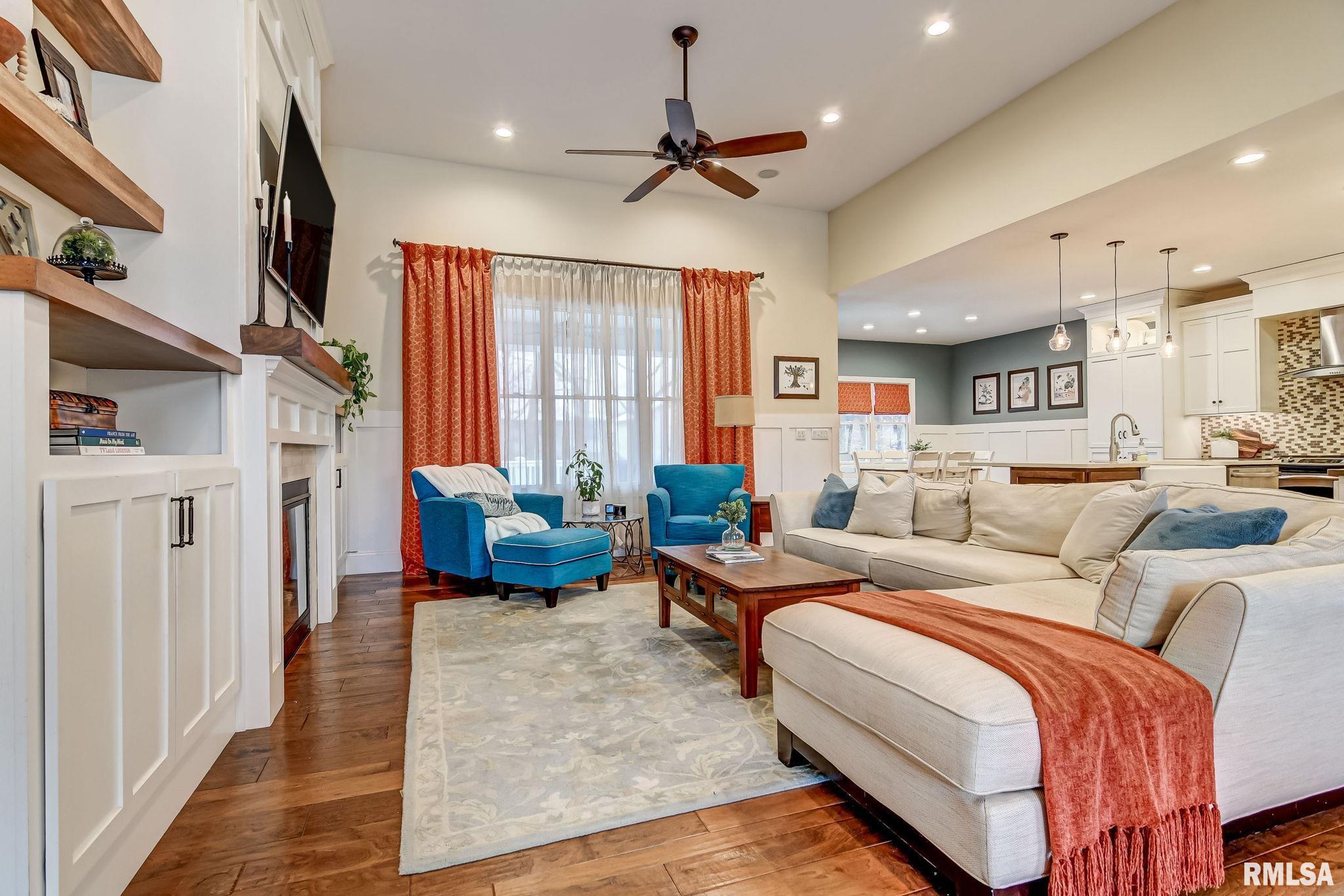 608 Poinsettia Place