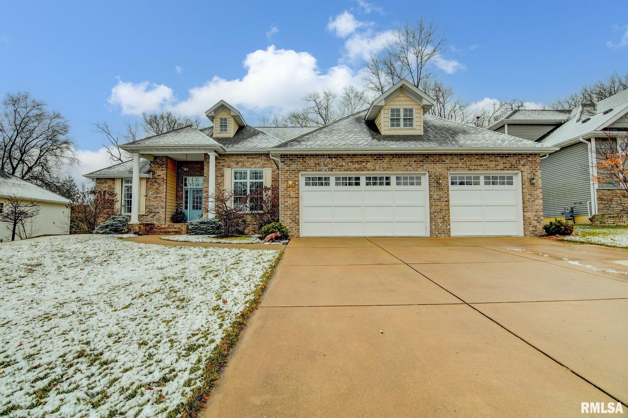 608 Poinsettia Place