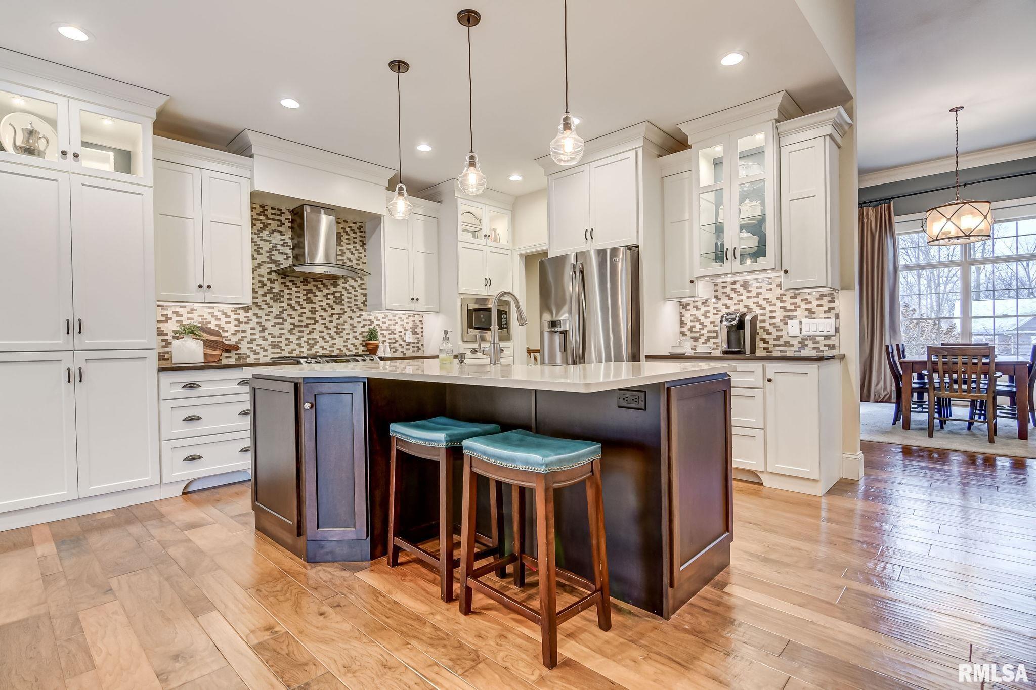 608 Poinsettia Place