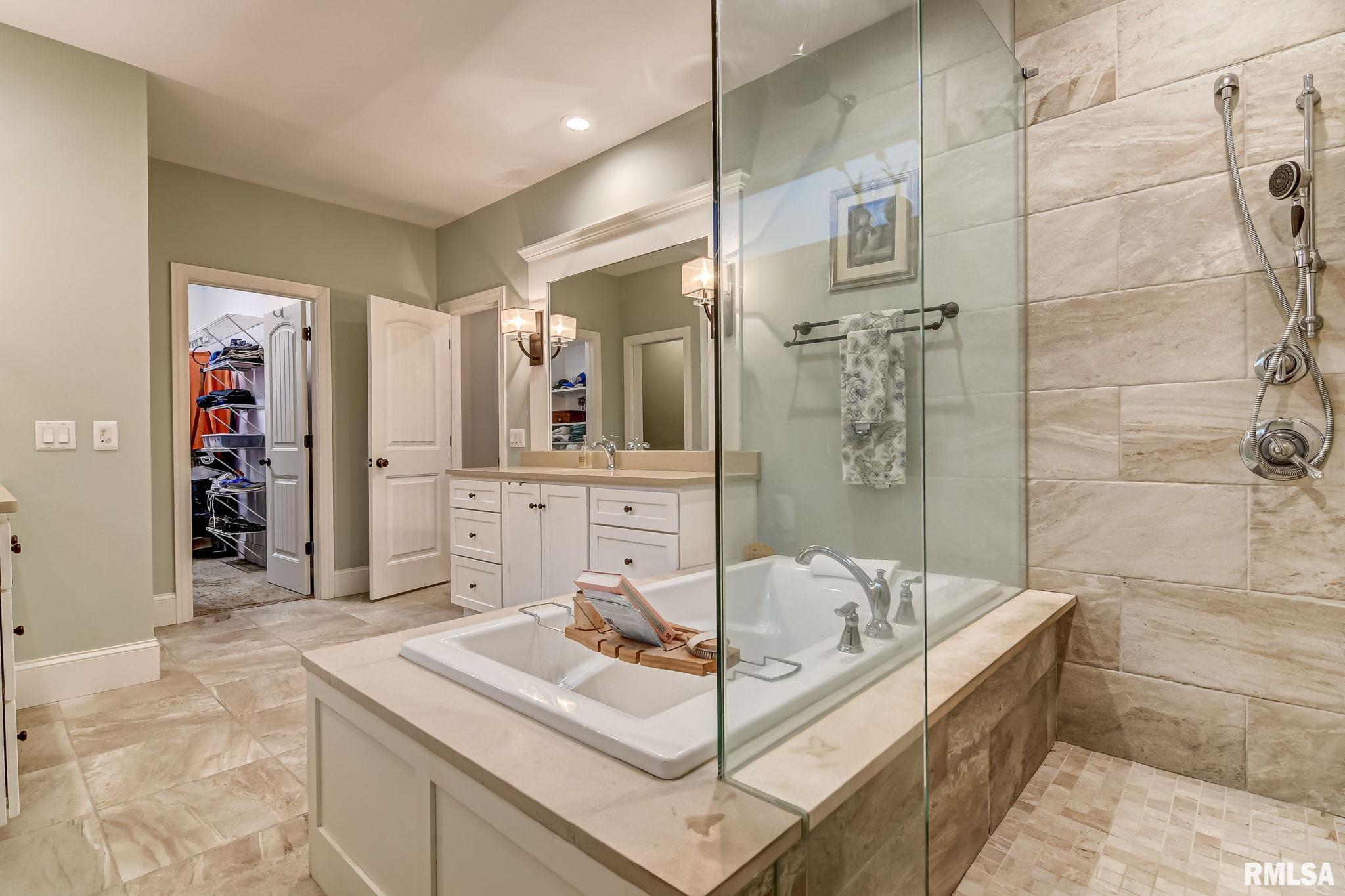 608 Poinsettia Place