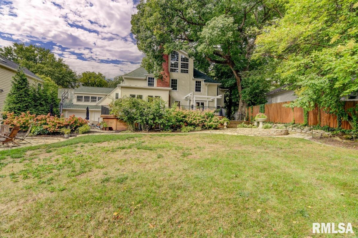 2200 S Wiggins Avenue