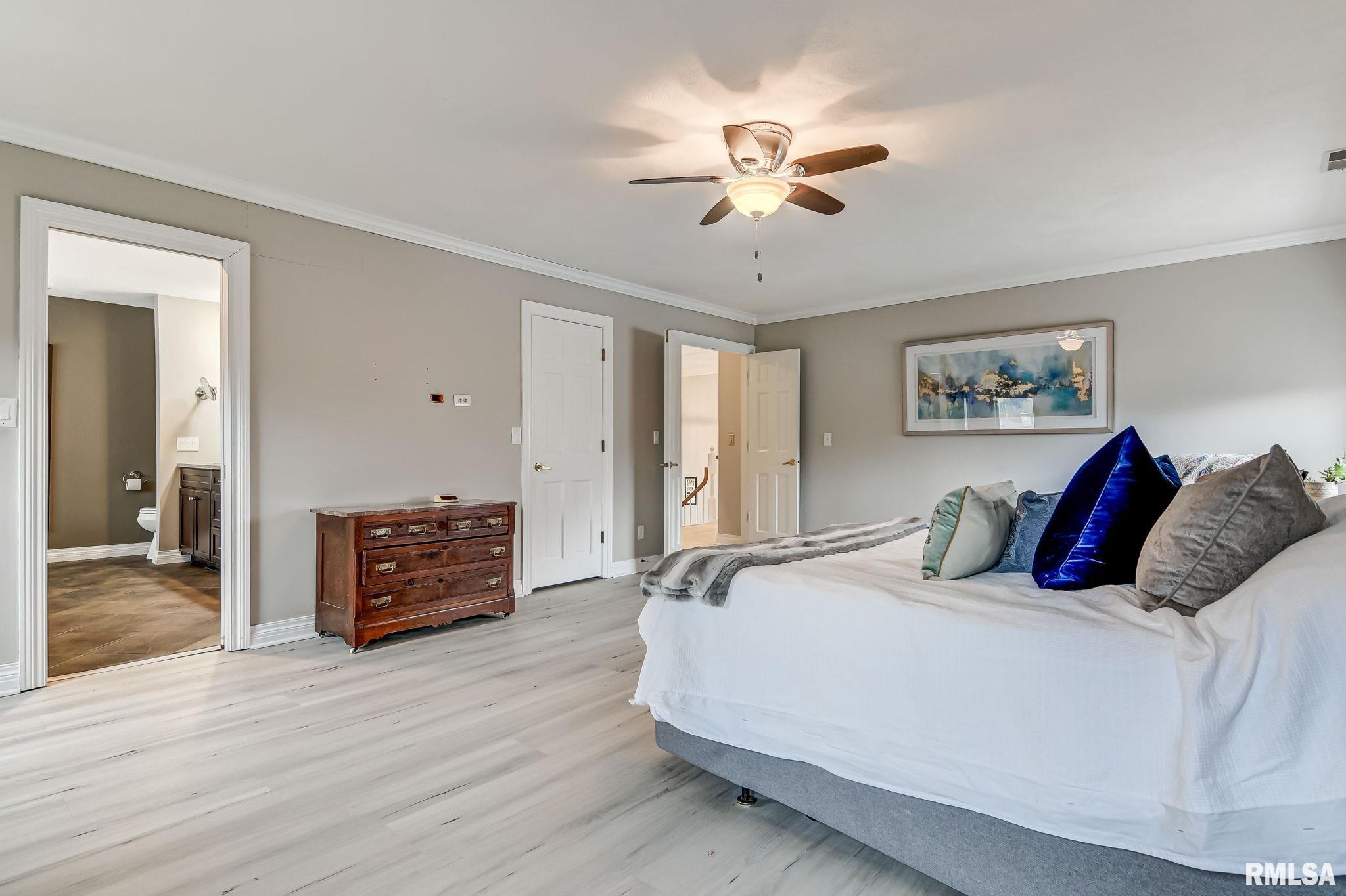 2505 COUNTRY CLUB Drive