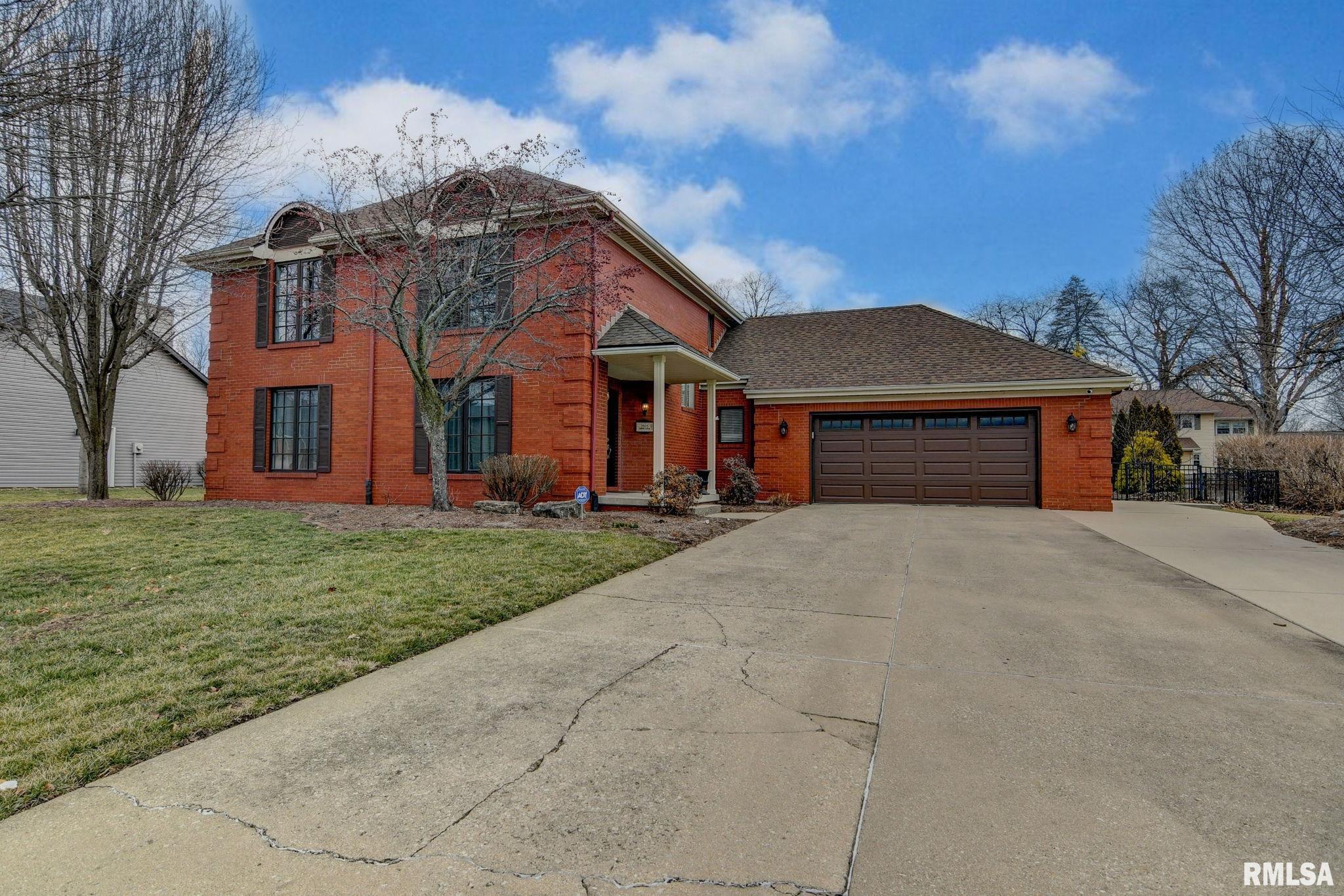 2505 COUNTRY CLUB Drive