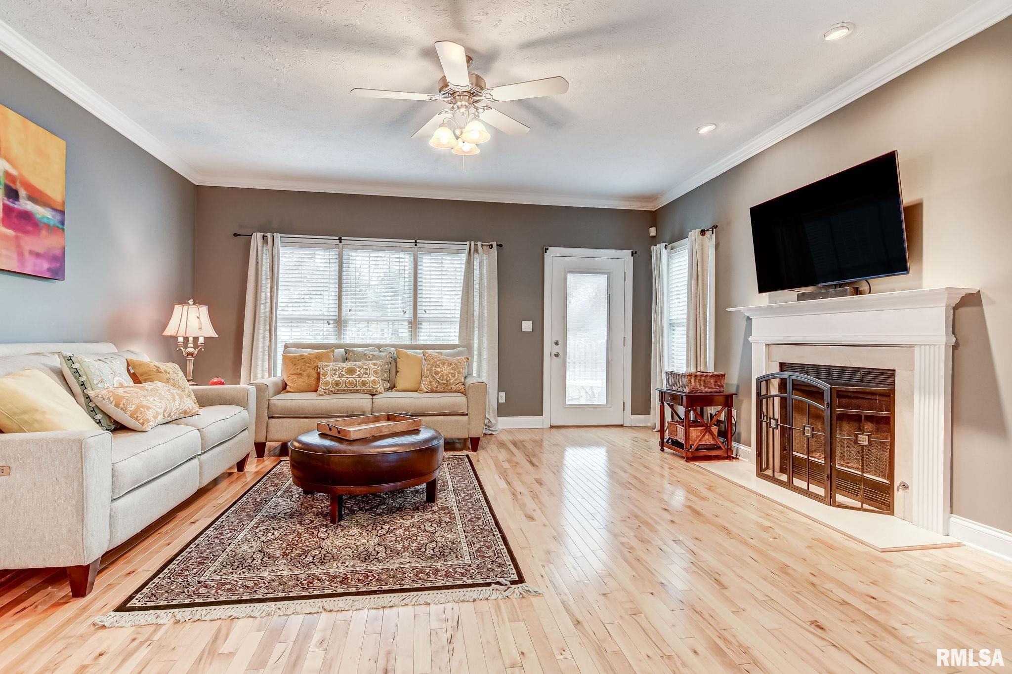 4516 GREENBRIAR Drive