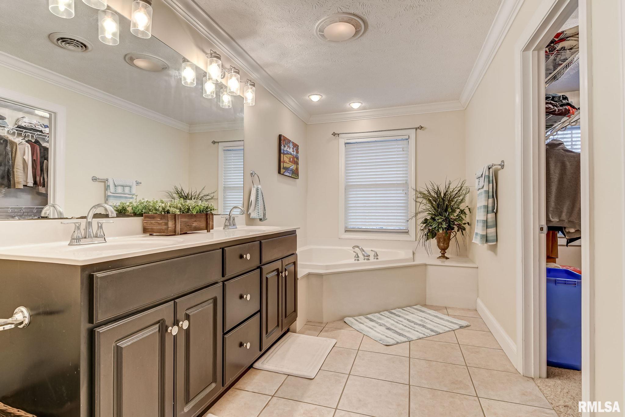 4516 GREENBRIAR Drive