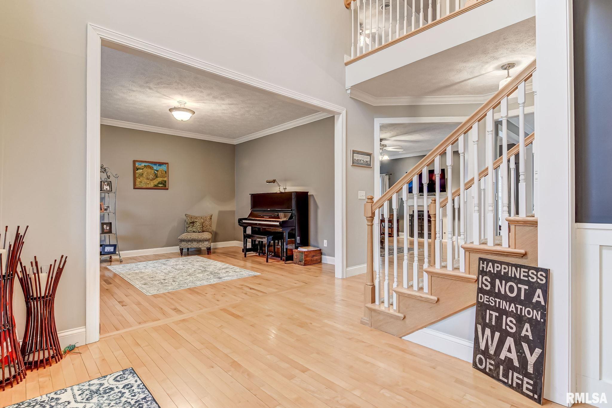 4516 GREENBRIAR Drive