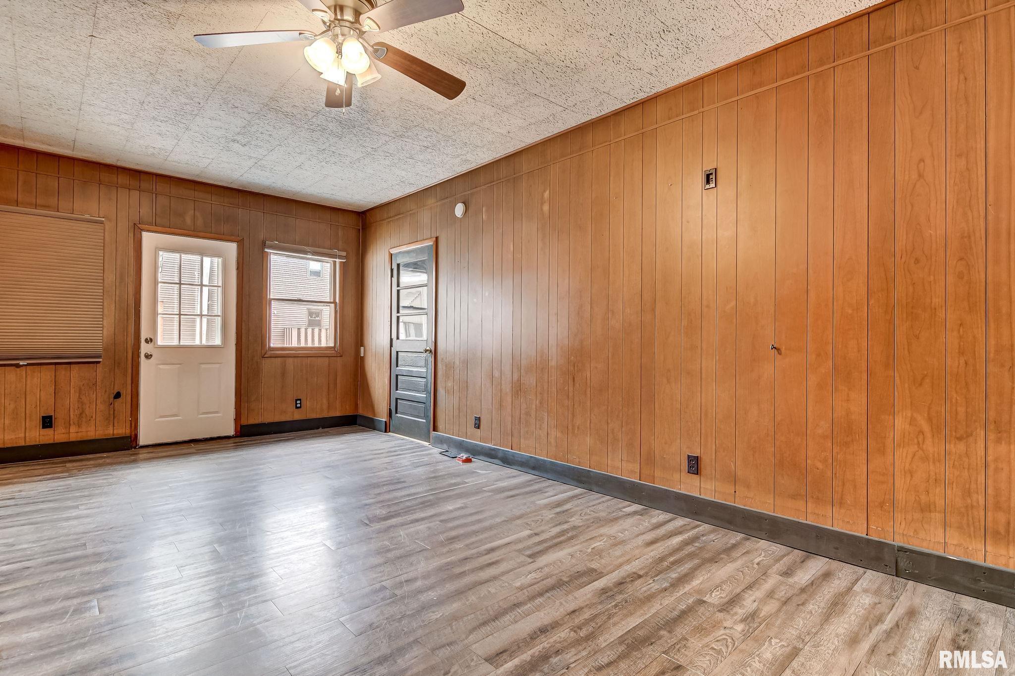 245 Bruns Lane
