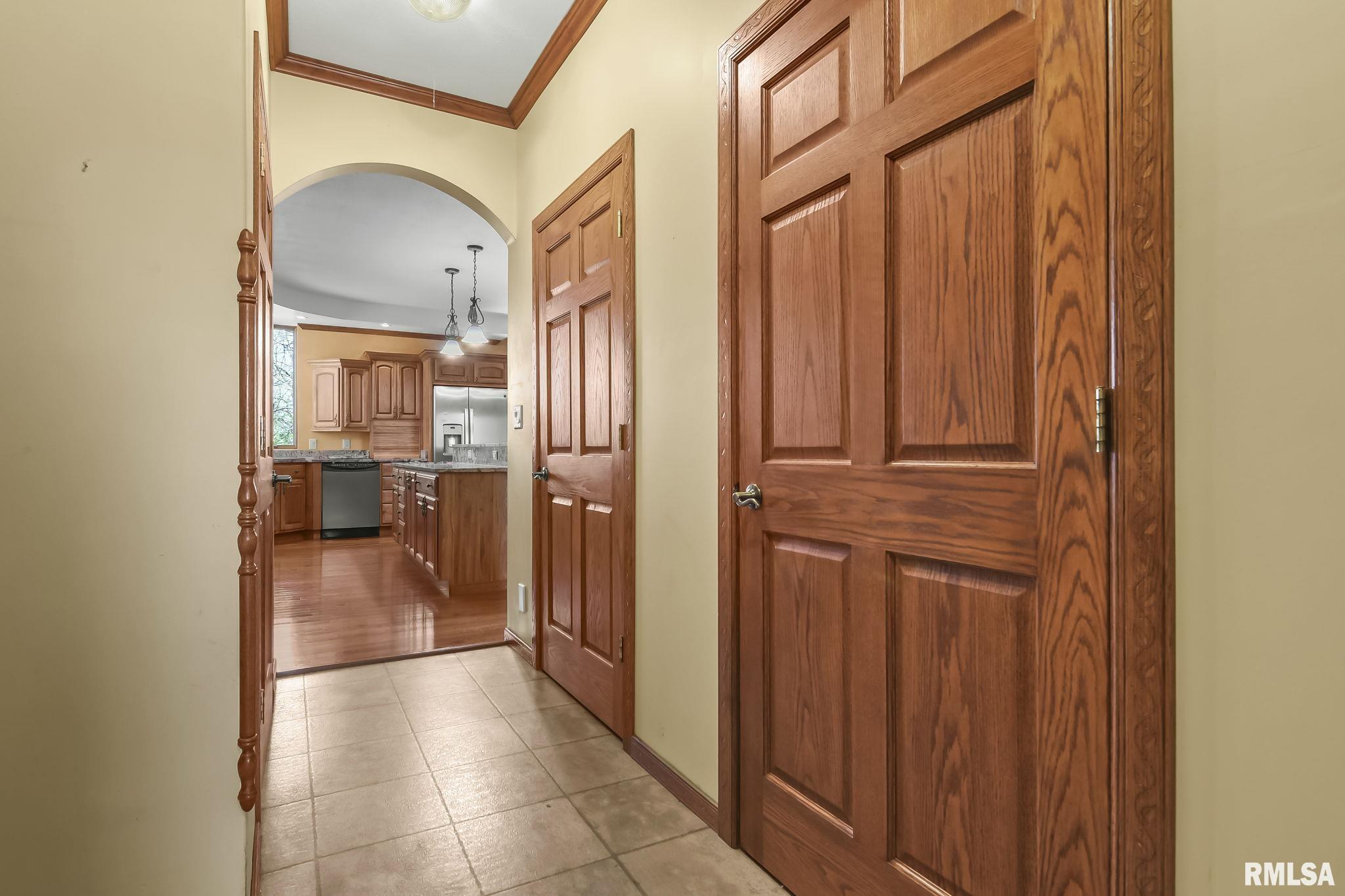 21 MEADOW Lane