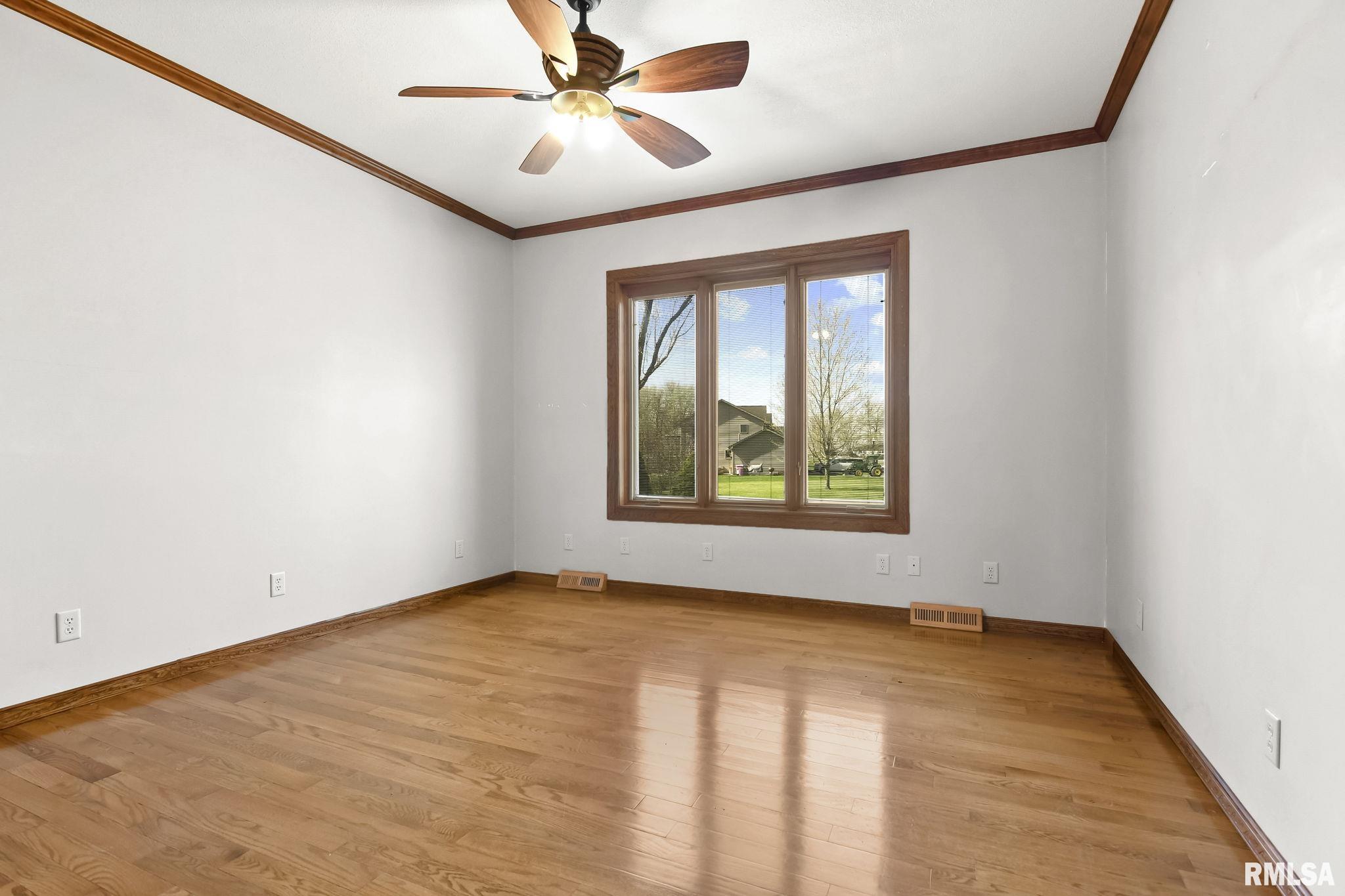 21 MEADOW Lane