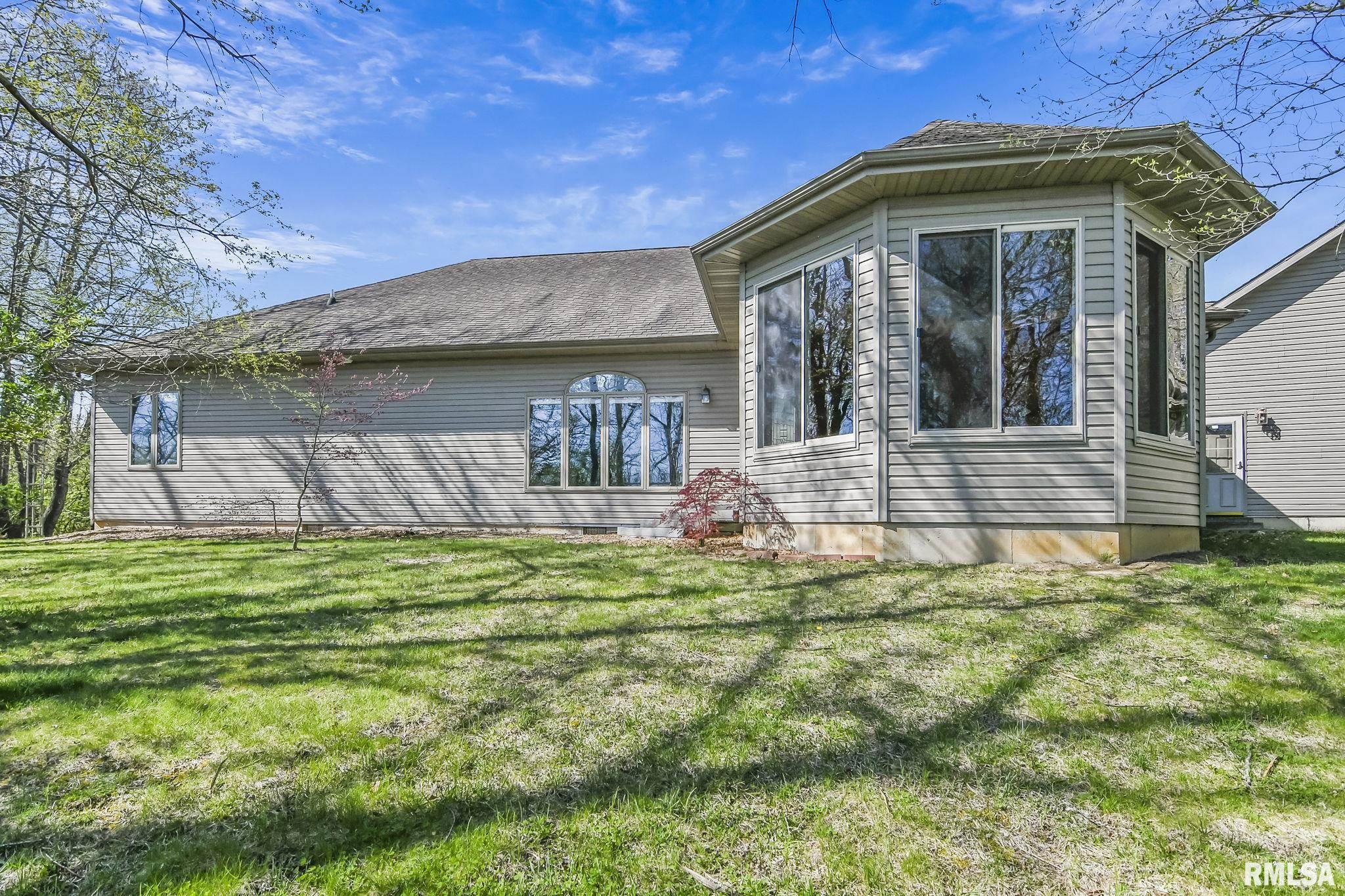 21 MEADOW Lane