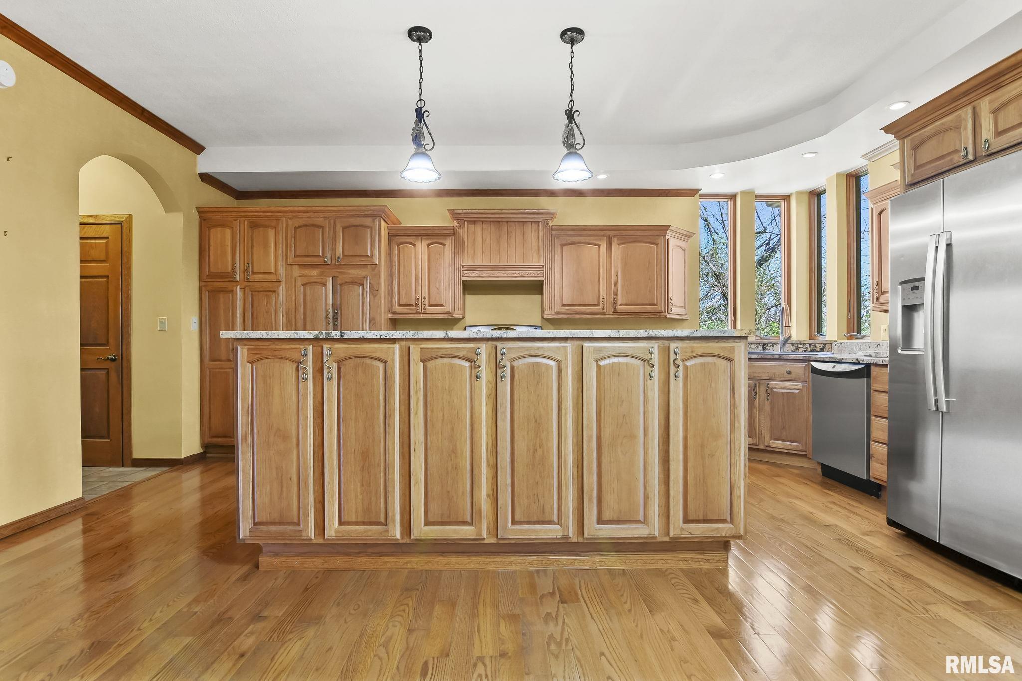 21 MEADOW Lane