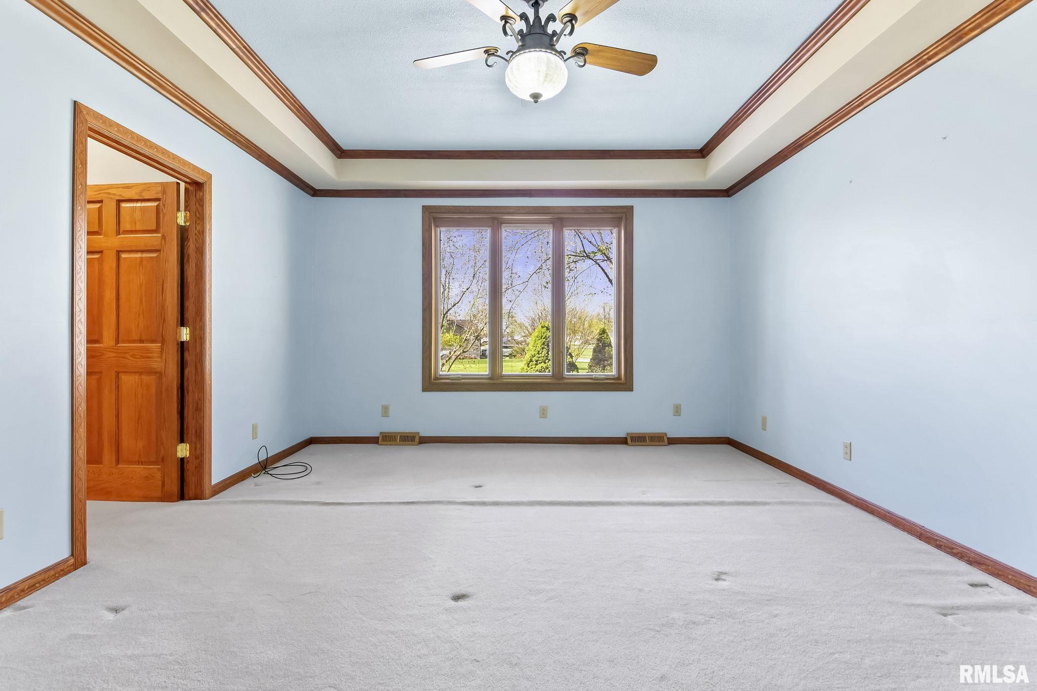 21 MEADOW Lane