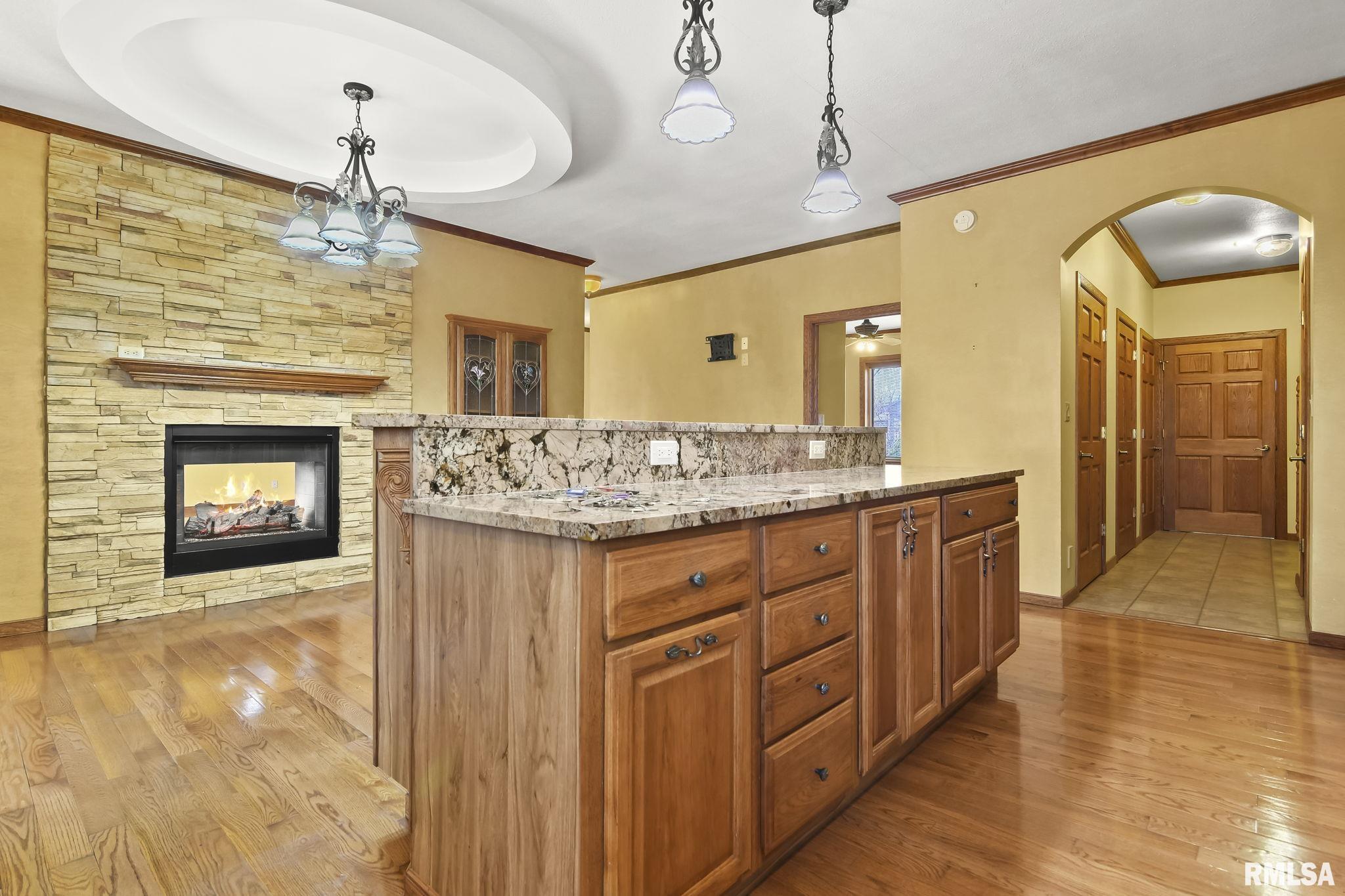 21 MEADOW Lane